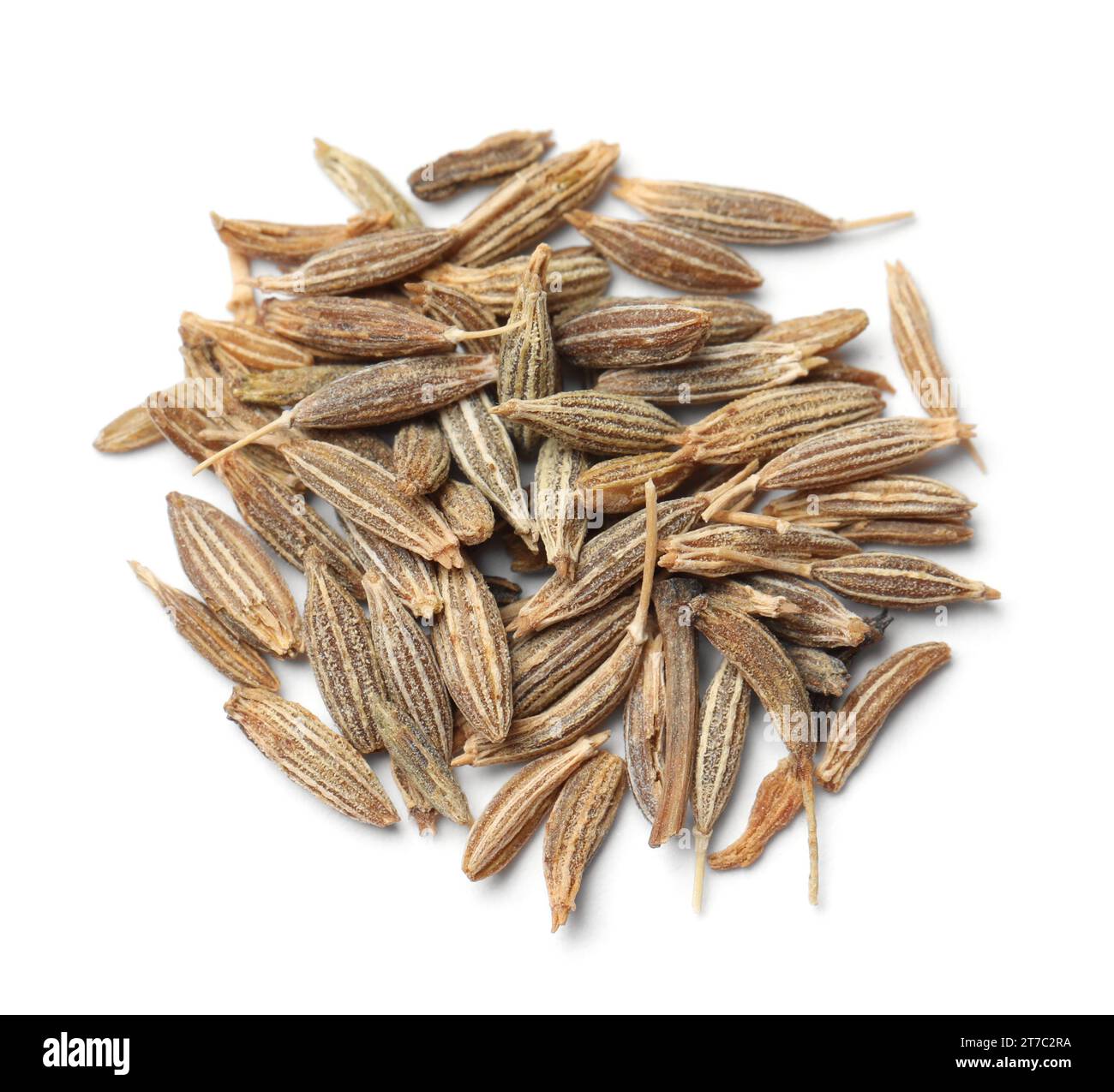 Tas de graines de carvi aromatique (cumin persan) isolées sur blanc, vue de dessus Banque D'Images