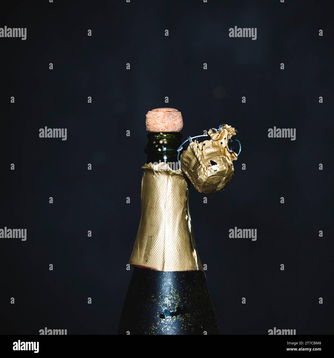 Ouverture de la bouteille de champagne Banque D'Images