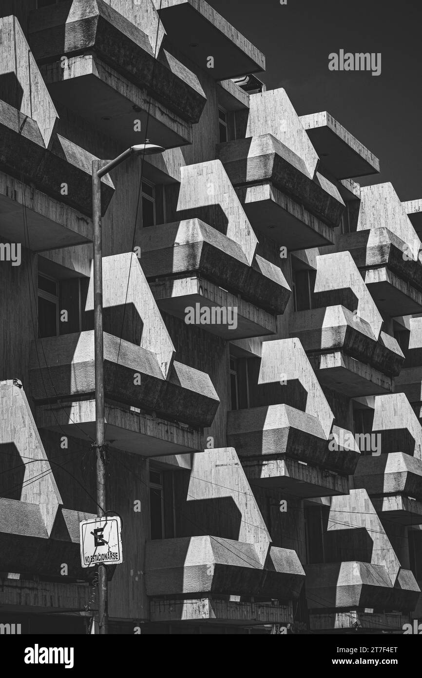 Balcons, architecture brutaliste, détail, Veracruz, Mexique, 2022 Banque D'Images