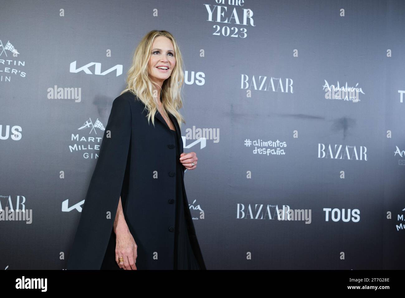 Elle Macpherson assiste aux Harper's Bazaar Women of the Year Awards 2023 à Cines Callao le 15 novembre 2023 à Madrid, Espagne. Banque D'Images
