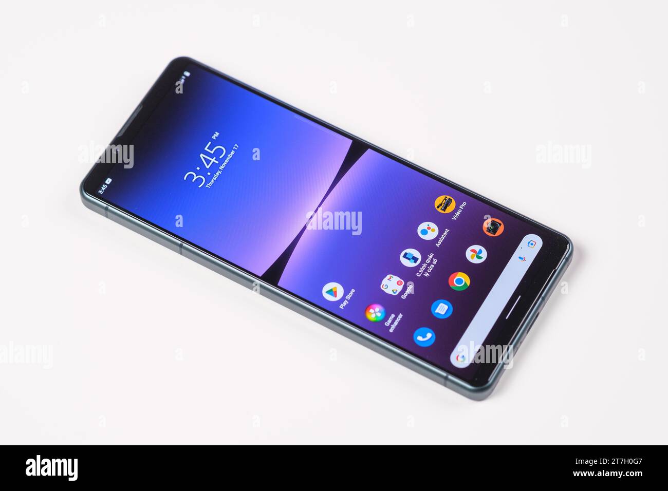 HCMC, VN - novembre 2023. Sony Xperia V pour un usage éditorial Banque D'Images