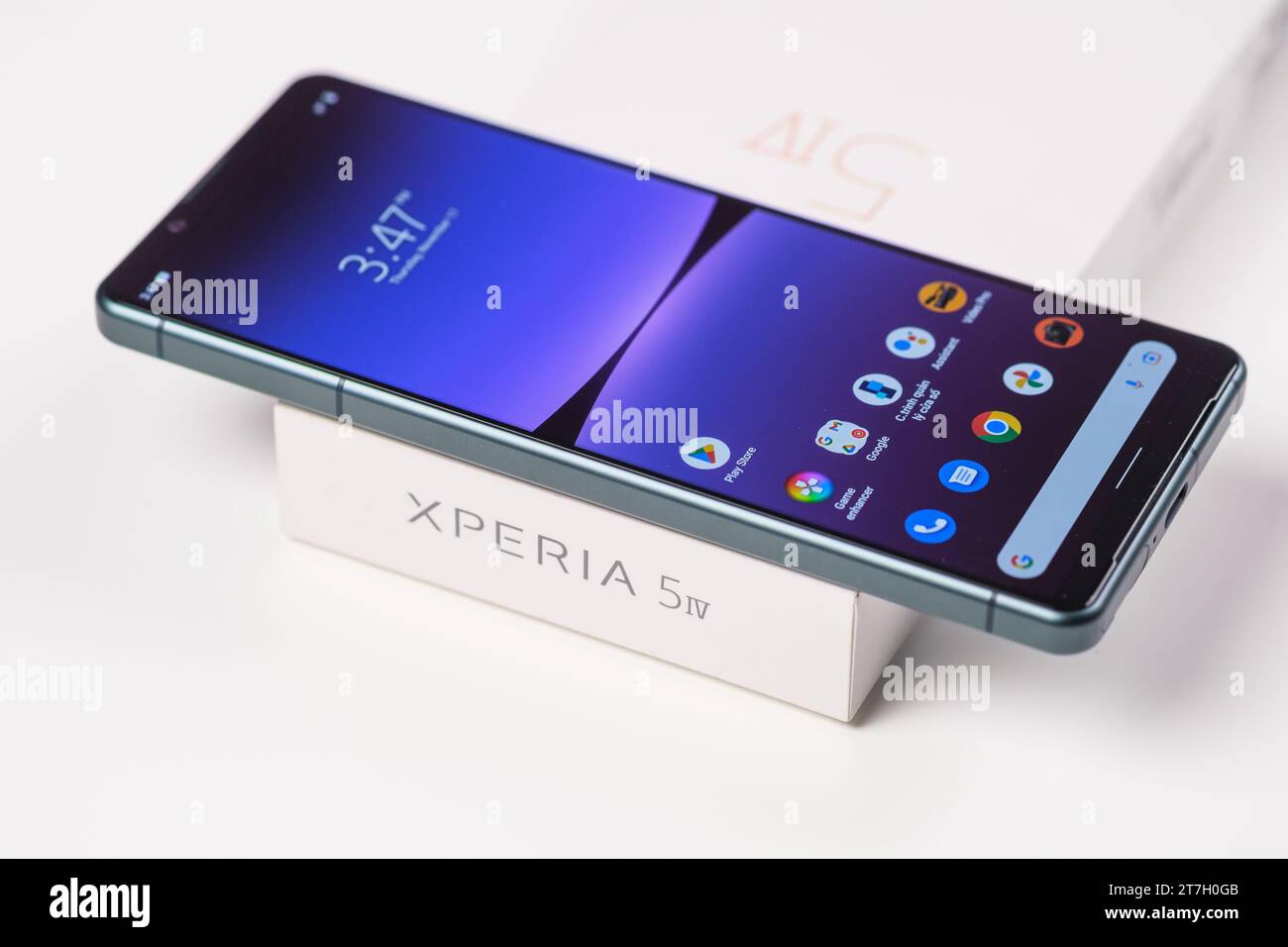 HCMC, VN - novembre 2023. Sony Xperia V pour un usage éditorial Banque D'Images