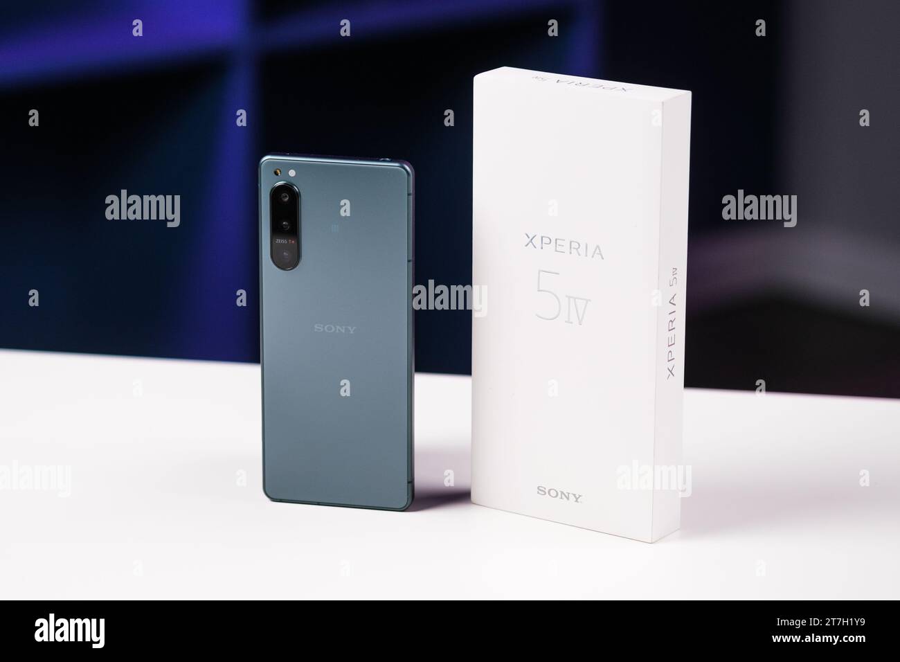 HCMC, VN - novembre 2023. Sony Xperia V pour un usage éditorial Banque D'Images