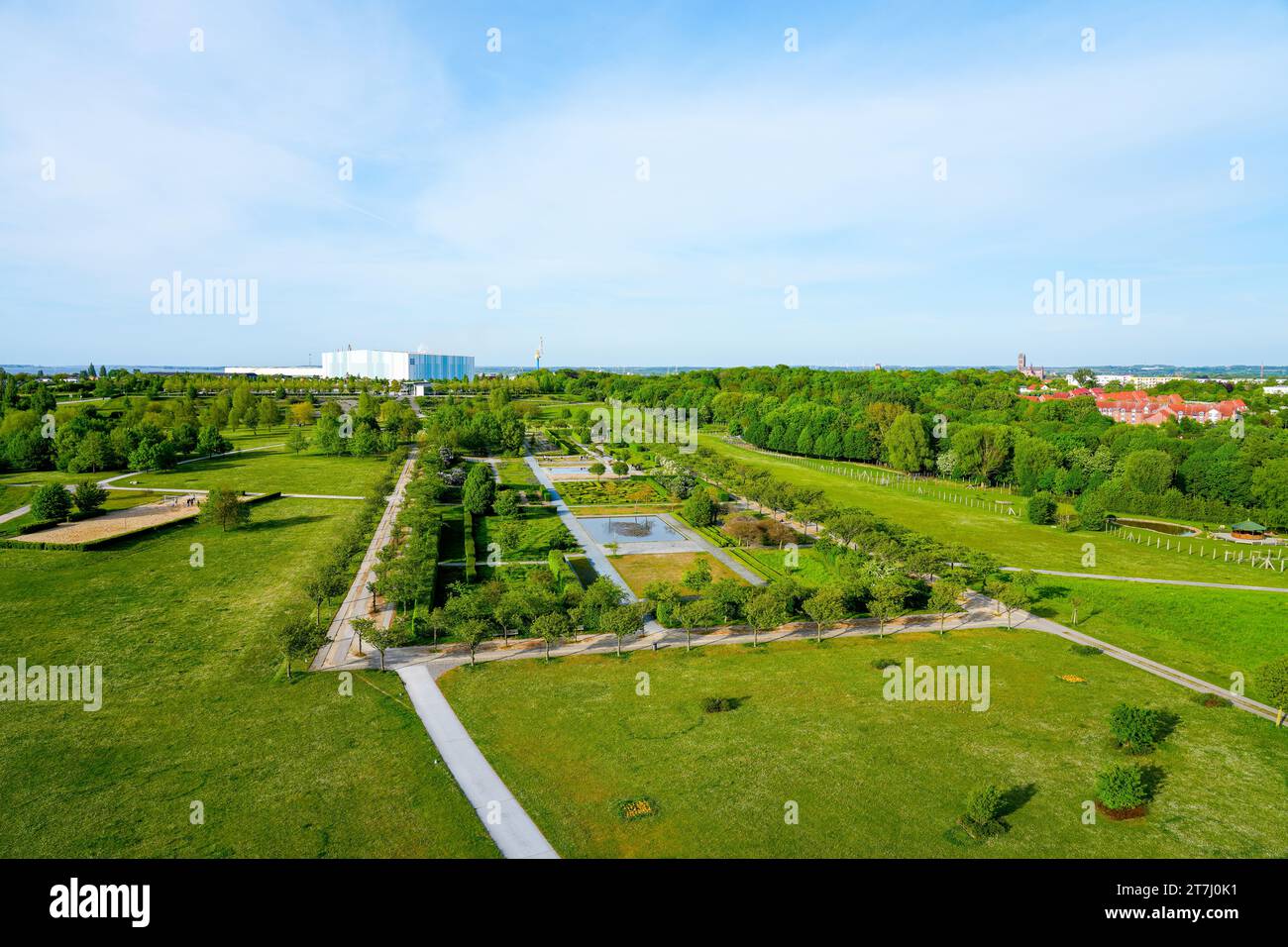 Vue sur le Bürgerpark dans la ville de Wismar. Vue depuis la tour d'observation. Banque D'Images