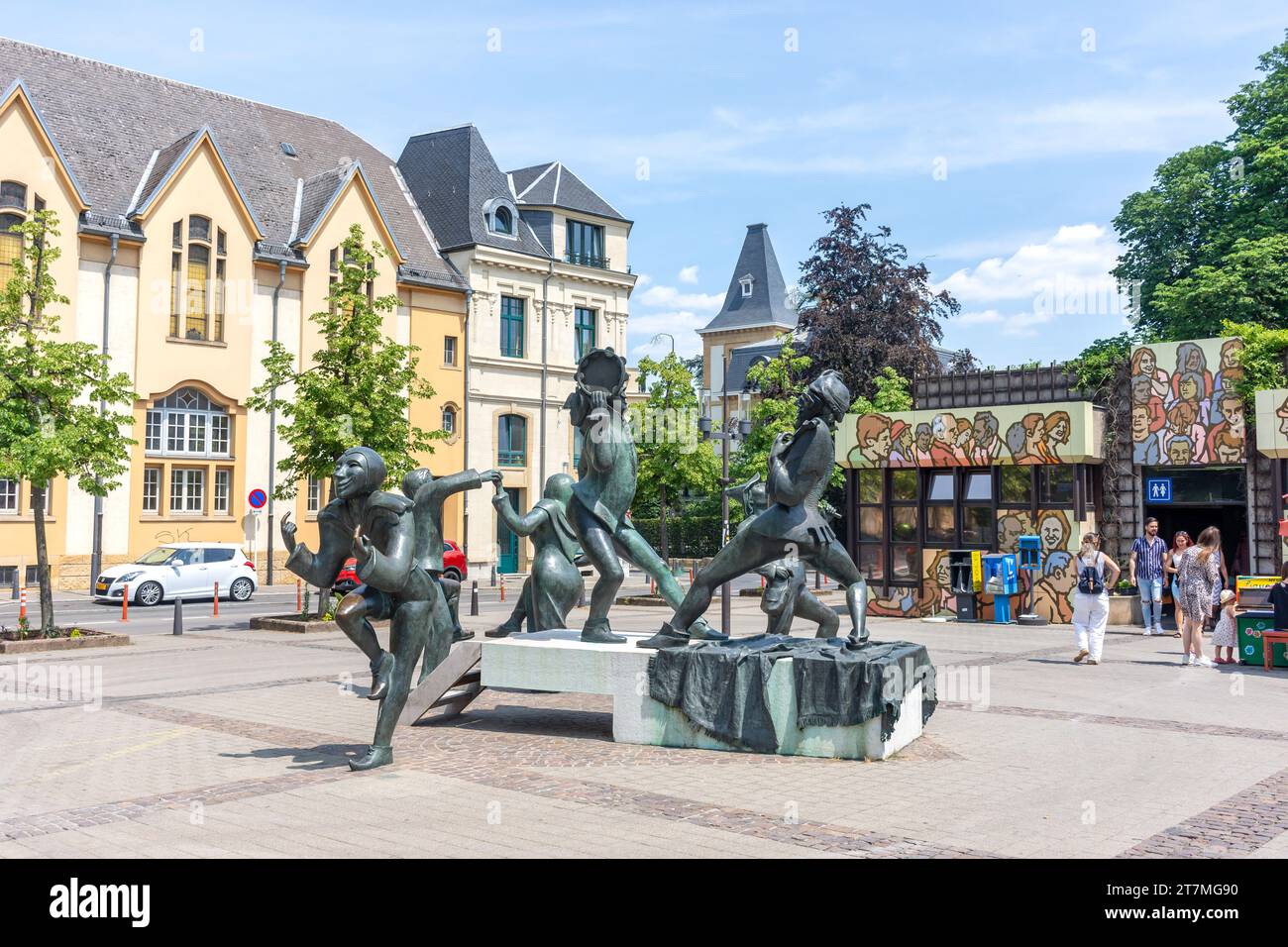 Sculpture 'Gauklertruppe les Saltimbanquess', place du Théâtre, ville haute, ville de Luxembourg, Luxembourg Banque D'Images