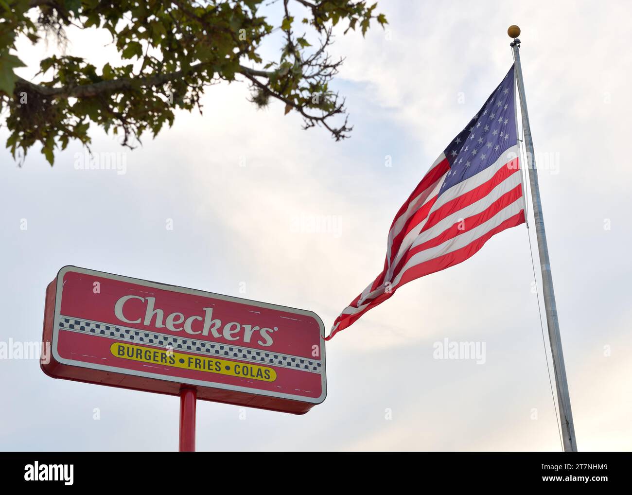 Checkers Burger signe avec des étoiles et des rayures drapeau en Floride, États-Unis Banque D'Images