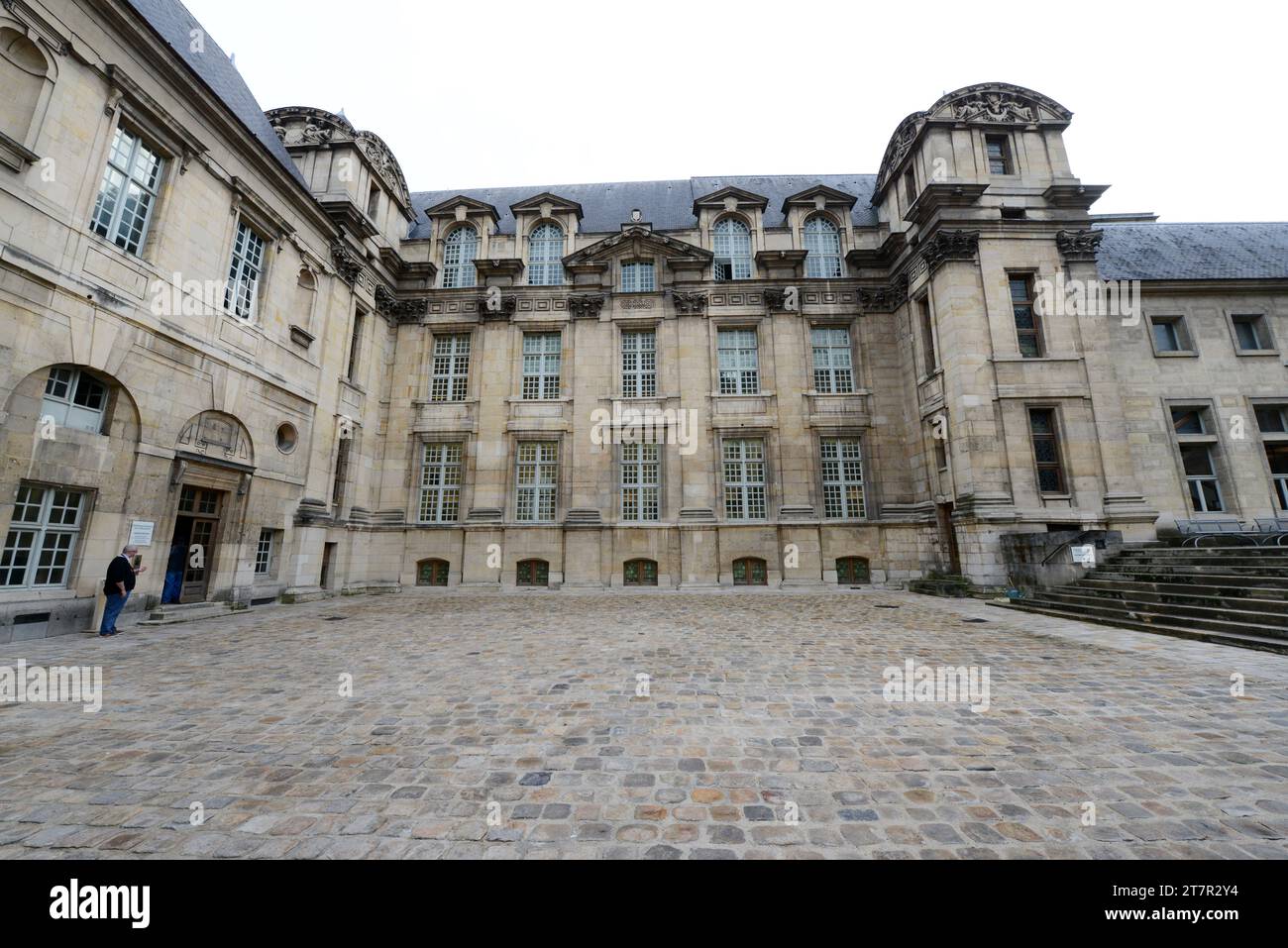 Bibliothèque historique de la ville de Paris rue pavée à Paris, France. Banque D'Images