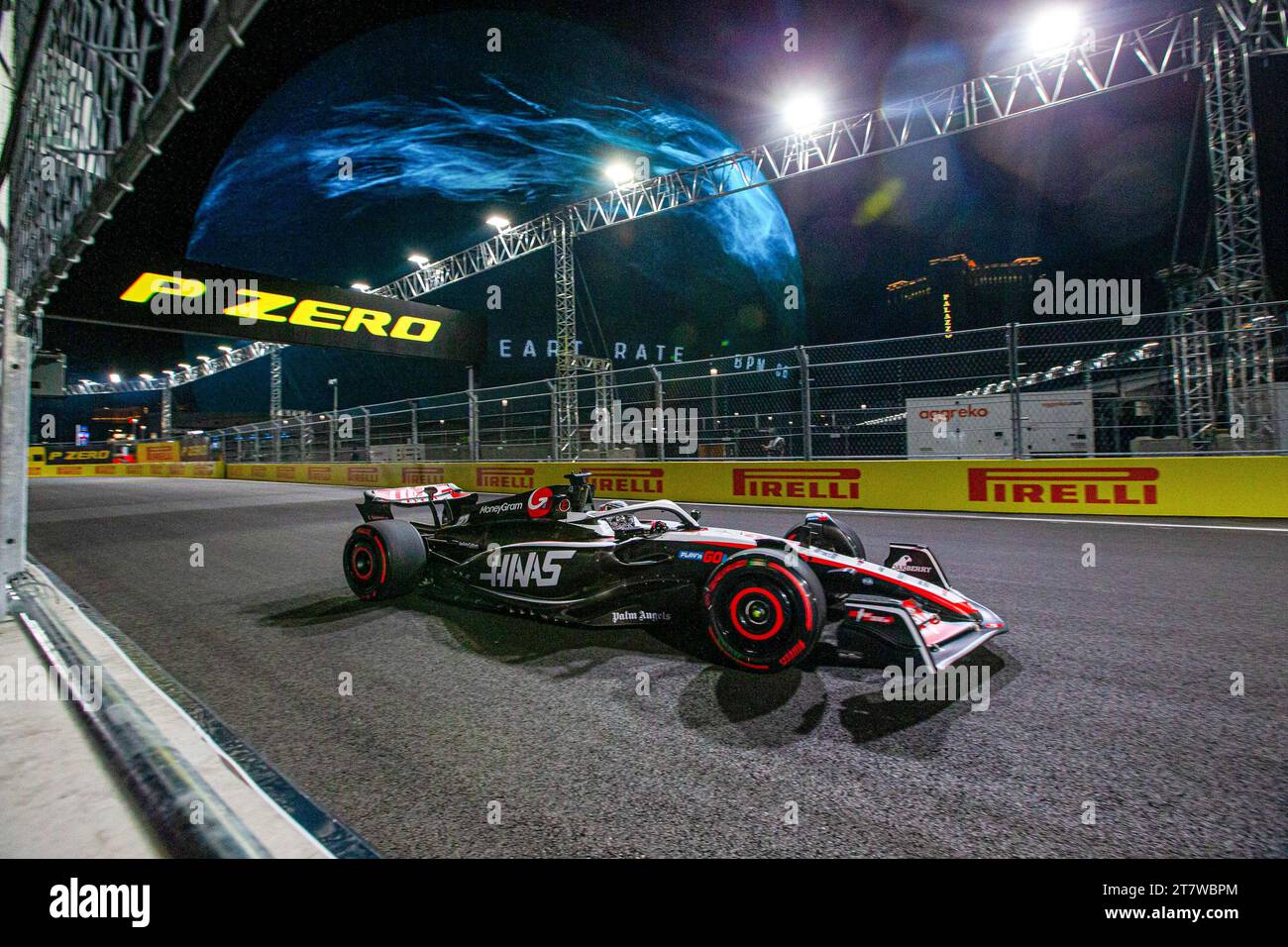 Las Vegas, Nevada, États-Unis. 17 novembre 2023. Kevin Magnussen (SVE) Haas VF-23.During FORMULA 1 HEINEKEN SILVER LAS VEGAS GRAND PRIX 2023 - 17 au 19 2023 novembre Las Vega, Nevada, USA (image de crédit : © Alessio de Marco/ZUMA Press Wire) USAGE ÉDITORIAL SEULEMENT! Non destiné à UN USAGE commercial ! Banque D'Images