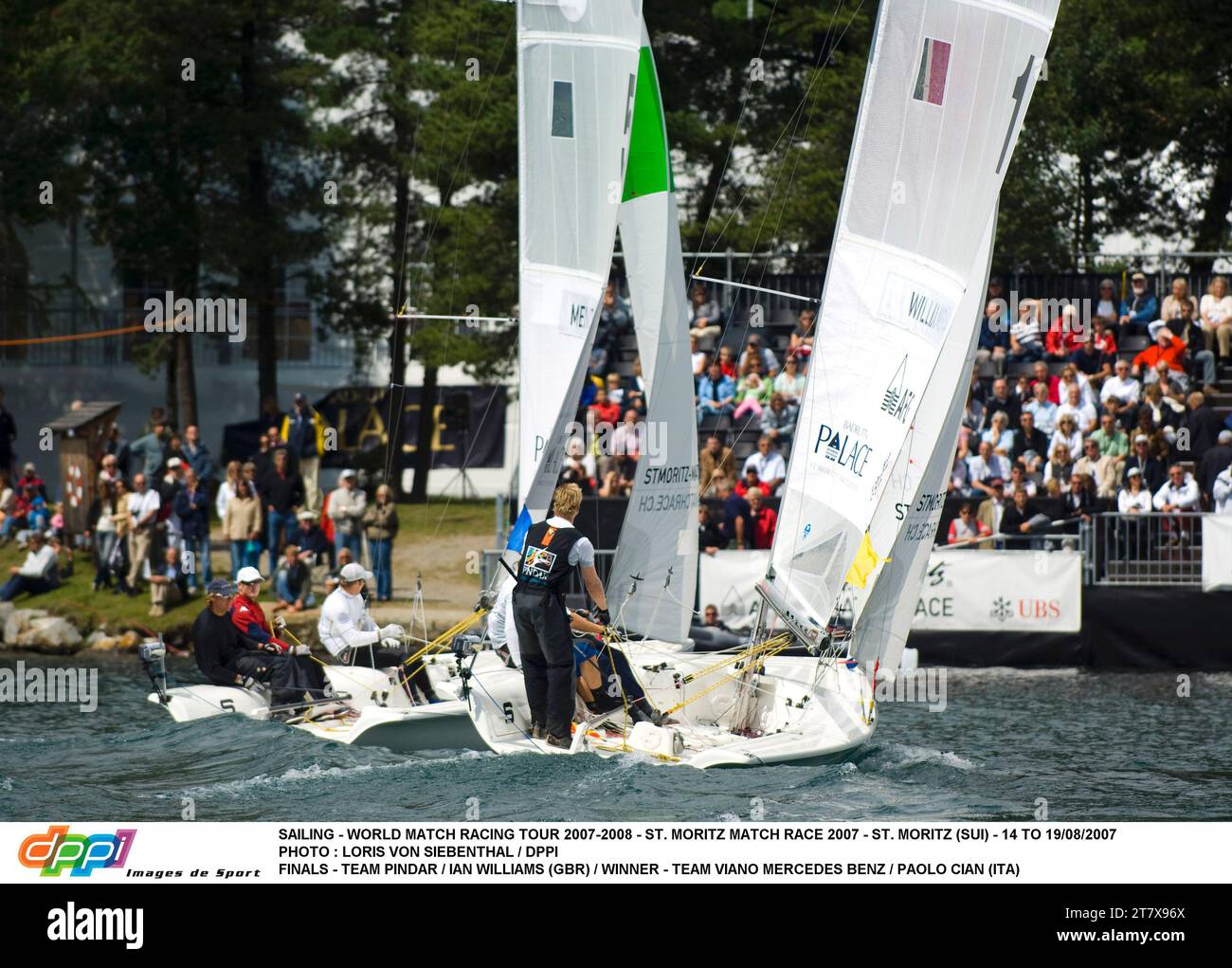 VOILE - WORLD MATCH RACING TOUR 2007-2008 - ST. MORITZ MATCH COURSE 2007 - ST. MORITZ (SUI) - 14 AU 19/08/2007 PHOTO : LORIS VON SIEBENTHAL / FINALE DPPI - ÉQUIPE PINDAR / IAN WILLIAMS (GBR) / VAINQUEUR - ÉQUIPE VIANO MERCEDES BENZ / PAOLO CIAN (ITA) Banque D'Images