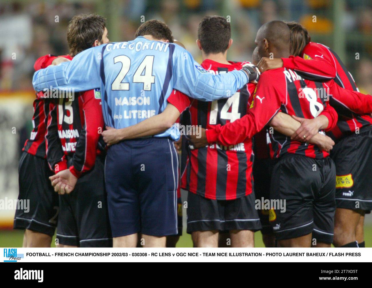 Fussball - carte postale équipe de Football à identifiée trés beau plan