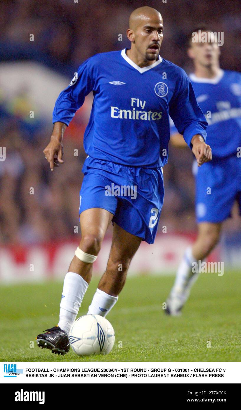 FOOTBALL - LIGUE DES CHAMPIONS 2003/04 - 1E TOUR - GROUPE G - 031001 - CHELSEA FC V BESIKTAS JK - JUAN SEBASTIAN VERON (CHE) - PHOTO LAURENT BAHEUX / FLASH PRESS Banque D'Images