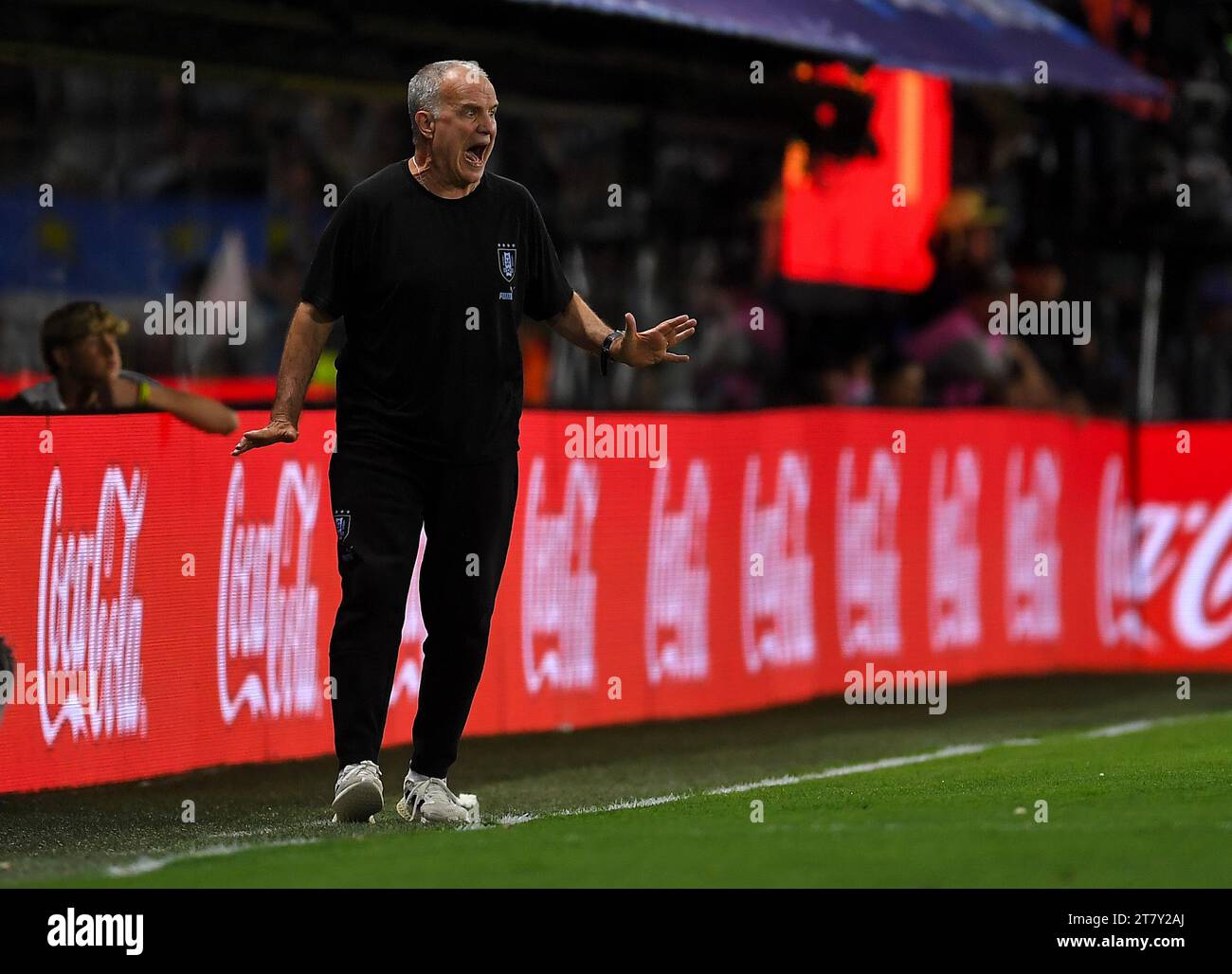 Buenos Aires, Argentine. 16 novembre 2023. Football : qualification pour la coupe du monde Amérique du Sud, Argentine - Uruguay, jour de match 5 au stade de la Bombonera : Marcelo Bielsa, entraîneur de l'équipe nationale uruguayenne, pendant le match. Crédit : Fernando gens/dpa/Alamy Live News Banque D'Images