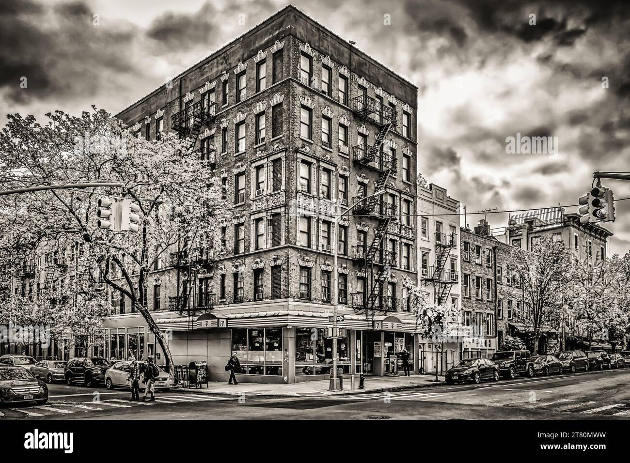 New York City, USA, 14 mai 2018, vue de la scène urbaine de l'Avenue A, East Village, Manhattan Banque D'Images