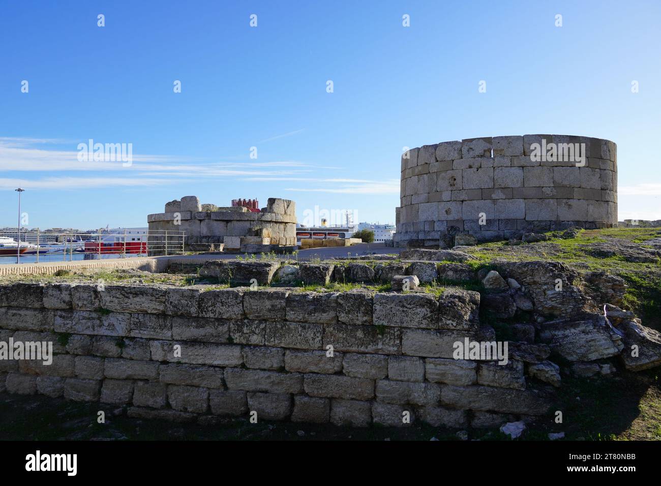 Ruines de la porte Eetioneia ou Ietionia des anciennes fortifications du Pirée, de 411 av. J.-C. Banque D'Images