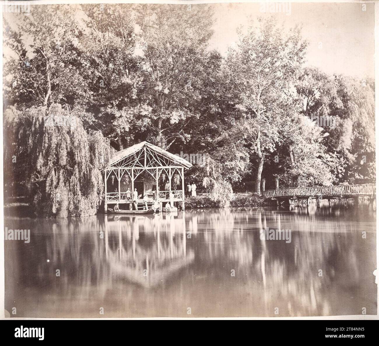 Franz Duschek album roumain : boathouse sur un lac dans un parc. Papier albumine, sur la boîte vers 1870-1880 Banque D'Images