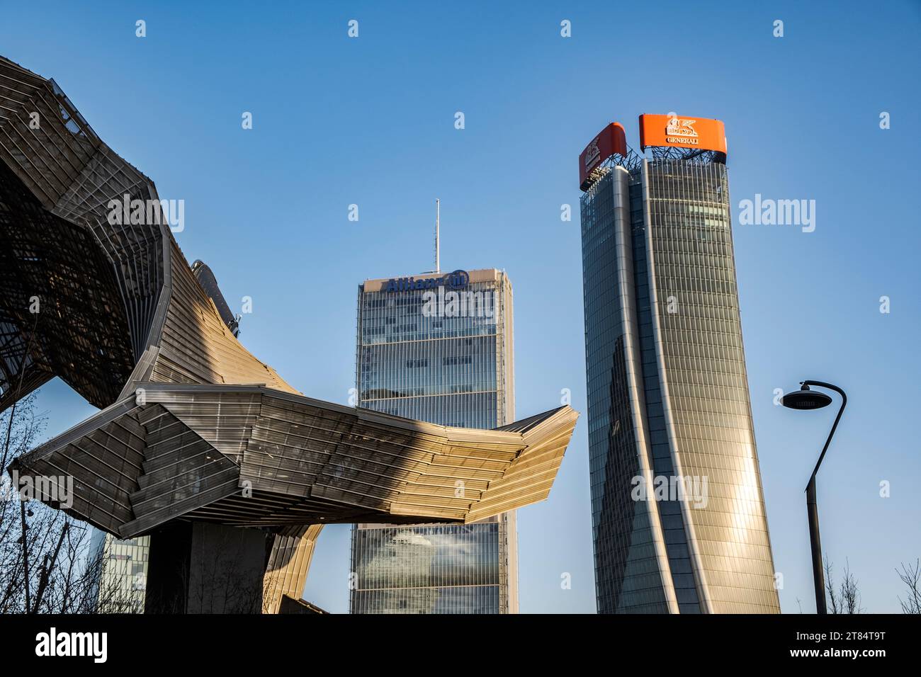 bâtiment moderne contemporain dans le quartier de la vie de la ville de milan Banque D'Images