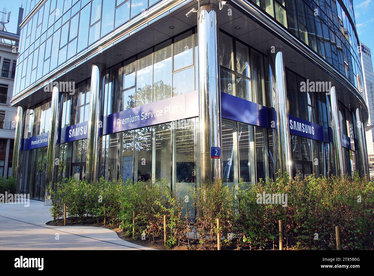 Varsovie Pologne, 6 mai 2016.Warsaw Spire est un nouvel immeuble de bureaux. C'est un bâtiment prestigieux au coeur de Varsovie. Directeur de sociétés mondiales Banque D'Images