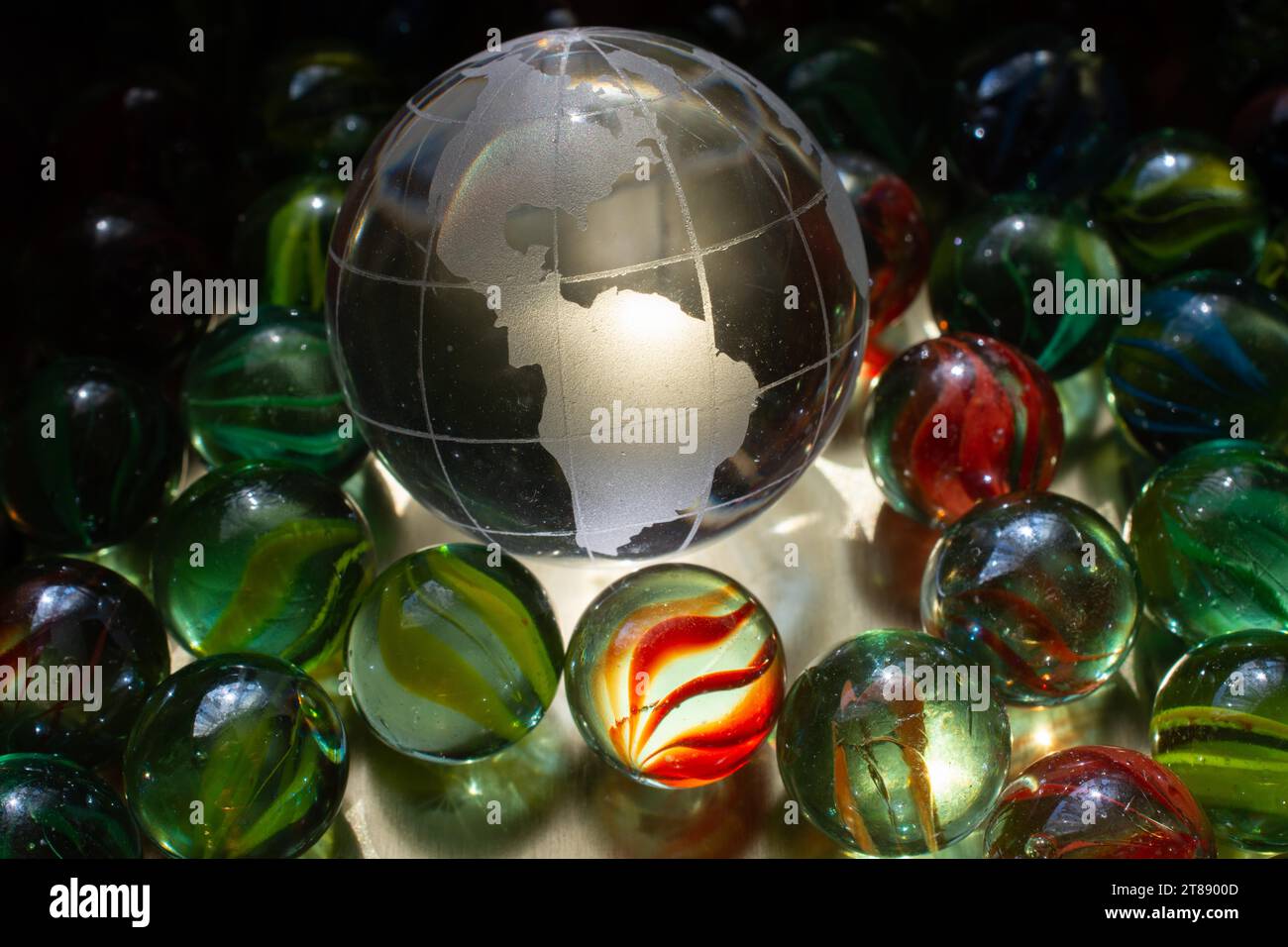 Monde globe verre cystal Global Business et concept écologique Banque D'Images