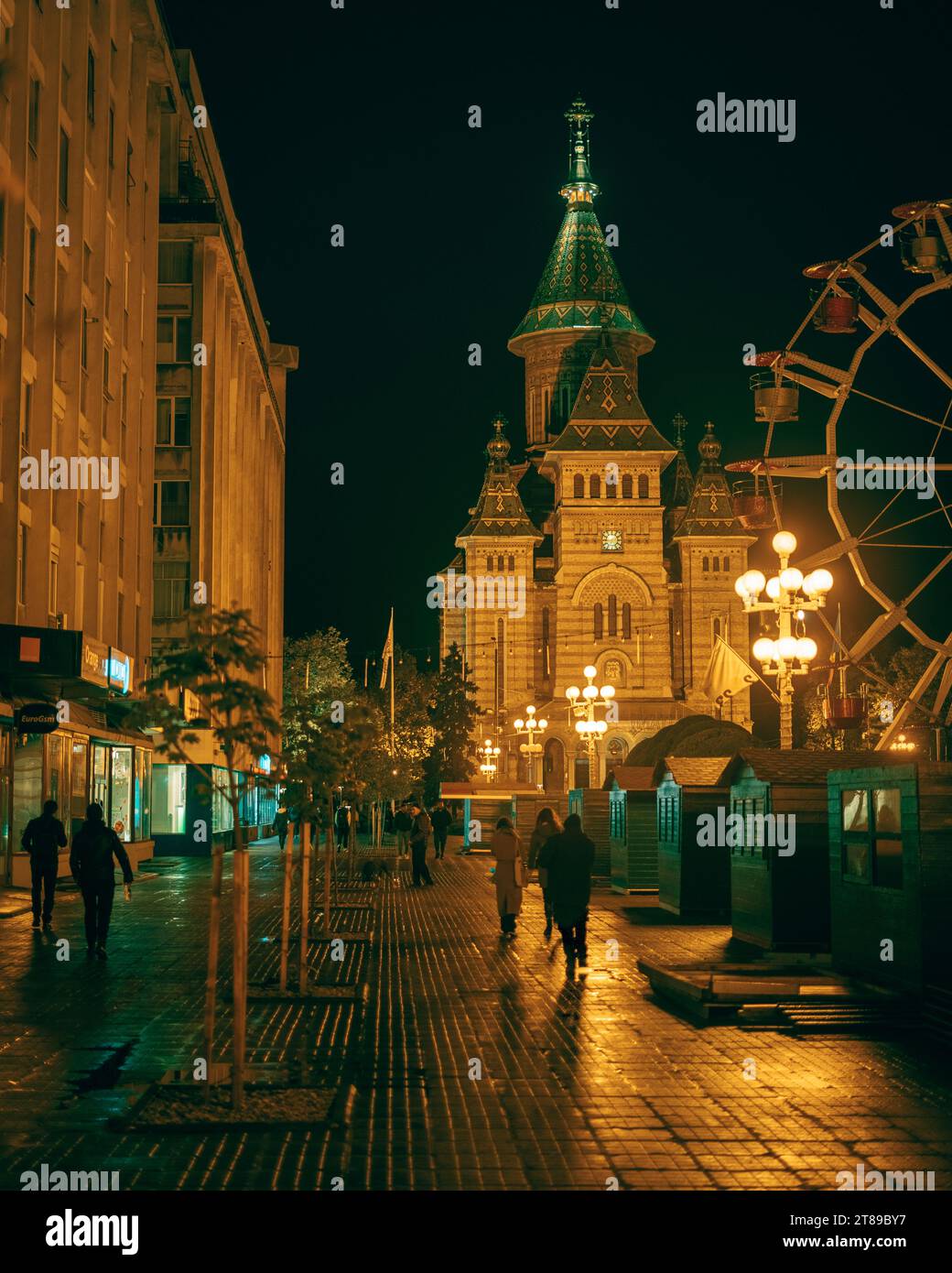 Cathédrale orthodoxe de Timișoara la nuit à Timișoara, Roumanie Banque D'Images