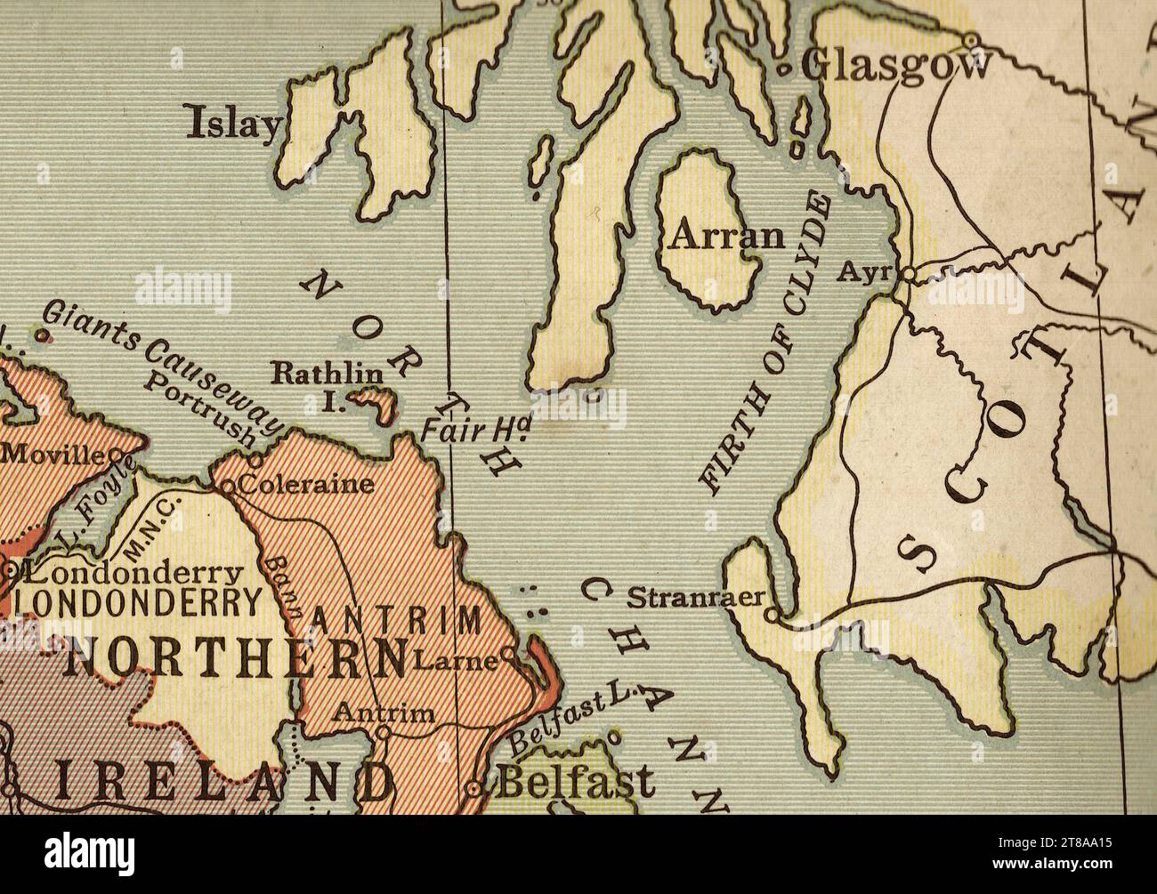 Une ancienne carte en sépia politique montrant des parties de l'Irlande du Nord et de l'Écosse. Banque D'Images