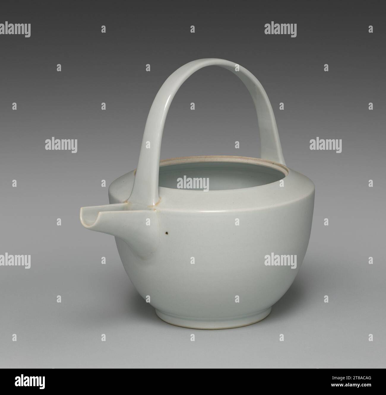 Saké verser, v. 1893-1914. Seifū Yohei III (japonais, 1851-1914). Porcelaine; Banque D'Images