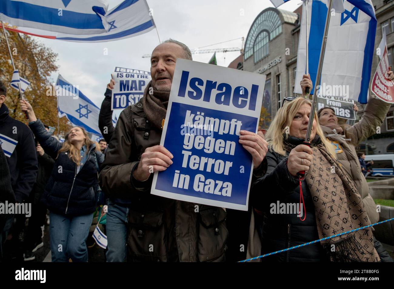 Le 19 novembre 2023, à Berlin, en Allemagne, une importante manifestation pro-israélienne s'est 
