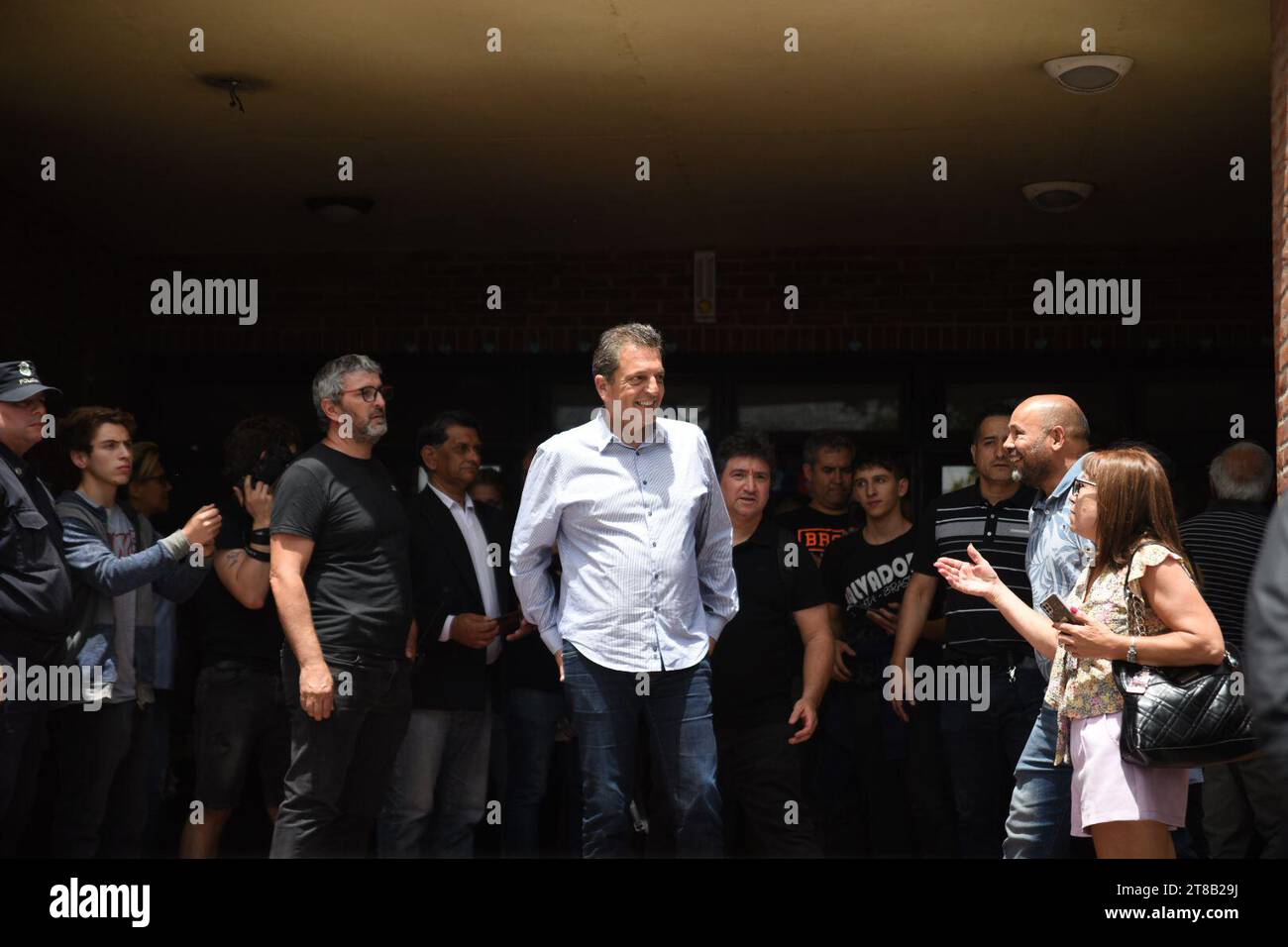 Buenos Aires, Argentine. 19 novembre 2023. Le candidat à la présidence Sergio Massa va voter. Crédit : Fabideciria/Alamy Live News Banque D'Images