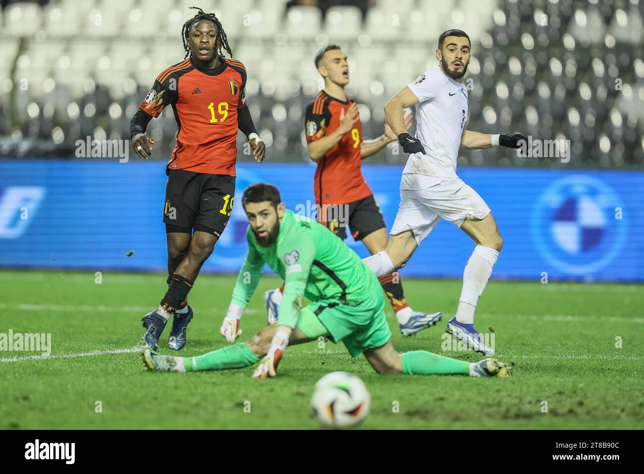 Bruxelles, Belgique. 19 novembre 2023. Le Belge Johan Bakayoko photographié en action lors d'un match entre l'équipe nationale belge de football Red Devils et l'Azerbaïdjan, à Bruxelles, dimanche 19 novembre 2023, match 8/8 dans le groupe F des qualifications pour les Championnats d'Europe de football 2024. BELGA PHOTO BRUNO FAHY crédit : Belga News Agency/Alamy Live News Banque D'Images