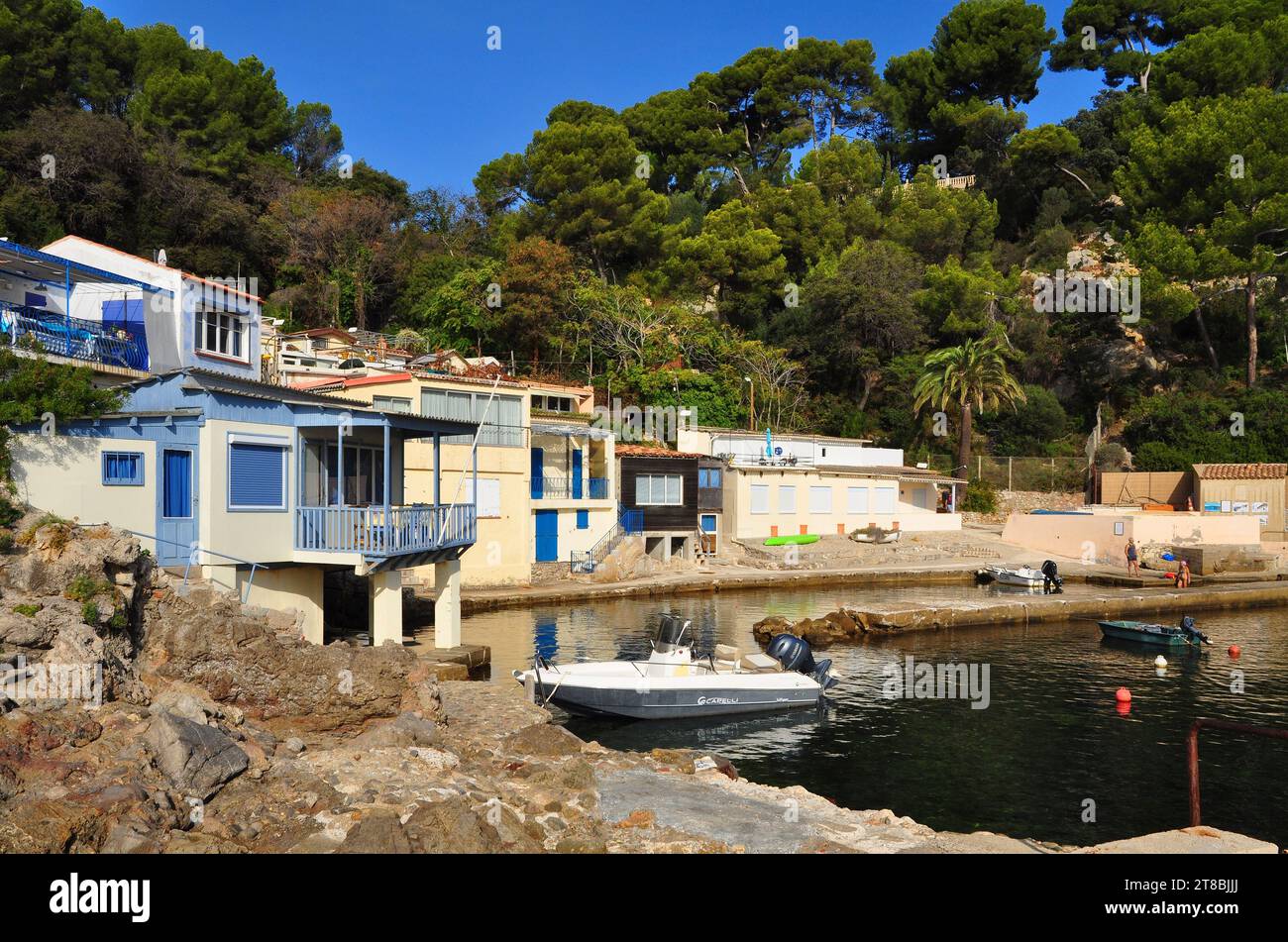 Anse San Peïre et ses petites maisons colorées la Garde Var Provence Banque D'Images