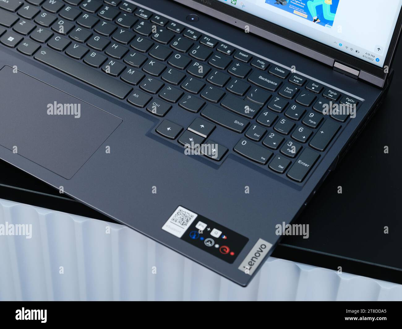 HCMC, VN - Lenovo Legion 5 pour un usage éditorial Banque D'Images