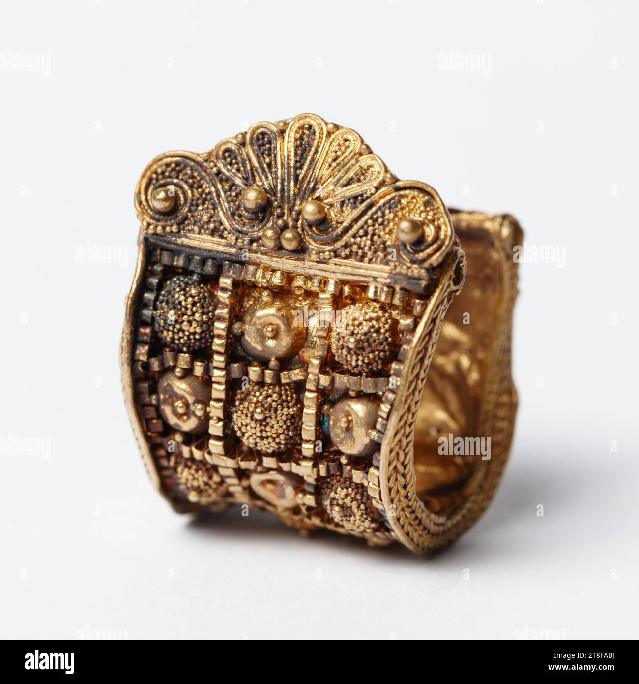 Boucle d'oreille, env. 500 BC, bijoux, boucles d'oreilles, bijoux, Goldsmith Art, art ornithologique, étrusque (720 BC - 89 Banque D'Images
