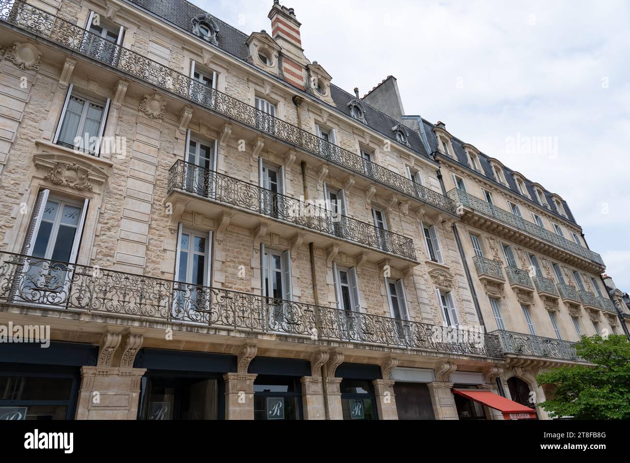 façade avant du bâtiment français Banque D'Images