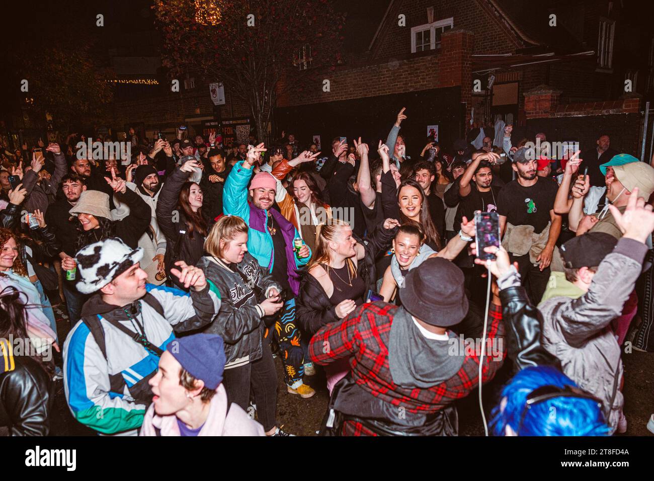 Save Our Scene organise une rave de cinq villes à travers le Royaume-Uni pour promouvoir la campagne Culture Calling, alors que 1/3 sites ferment depuis la pandémie en raison des impôts Banque D'Images