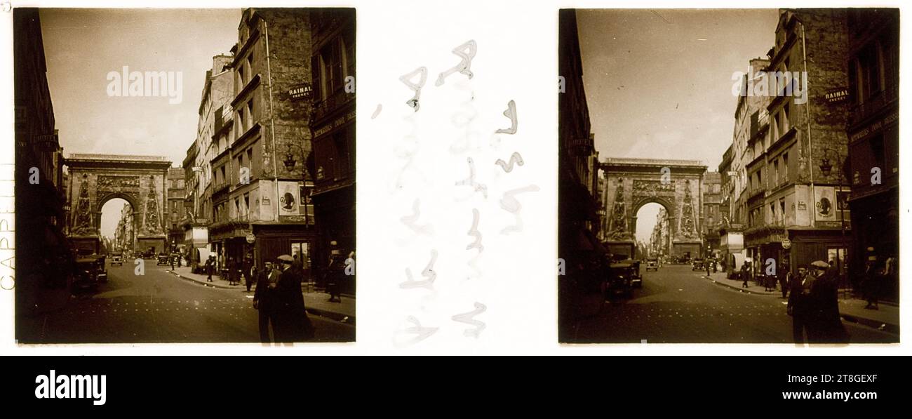 Rue Saint-Denis, rue Lemoine, en regardant vers la porte Saint-Denis. 2e et 9e arrondissements, Paris, photographe, en 1932, Photographie, vue stéréoscopique, Paris, Dimensions - oeuvre : hauteur : 3,8 cm, largeur : 10 cm Banque D'Images