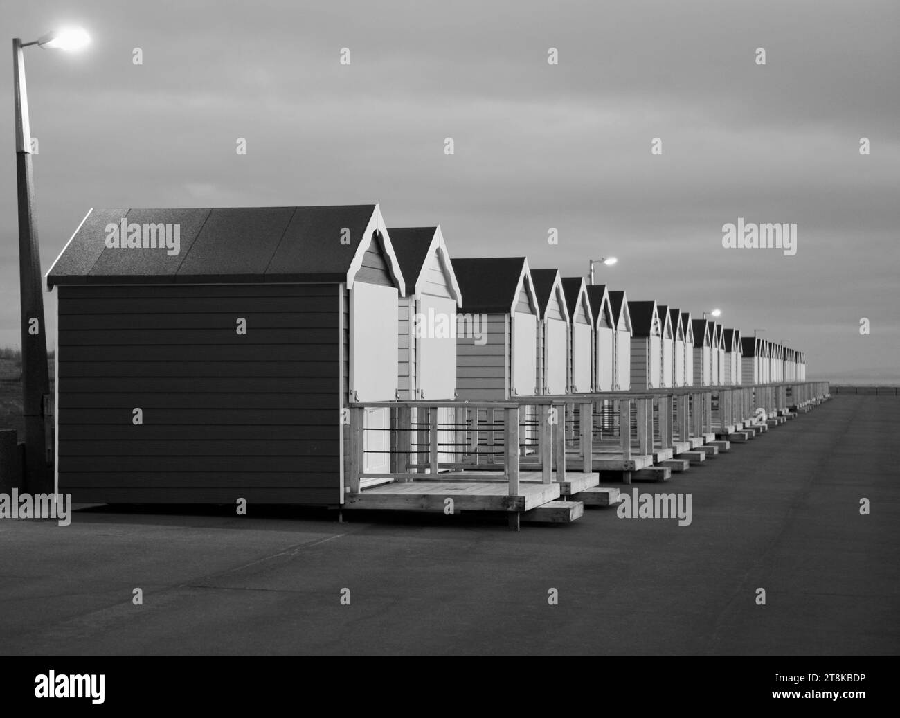 Les cabanes de plage au crépuscule Banque D'Images