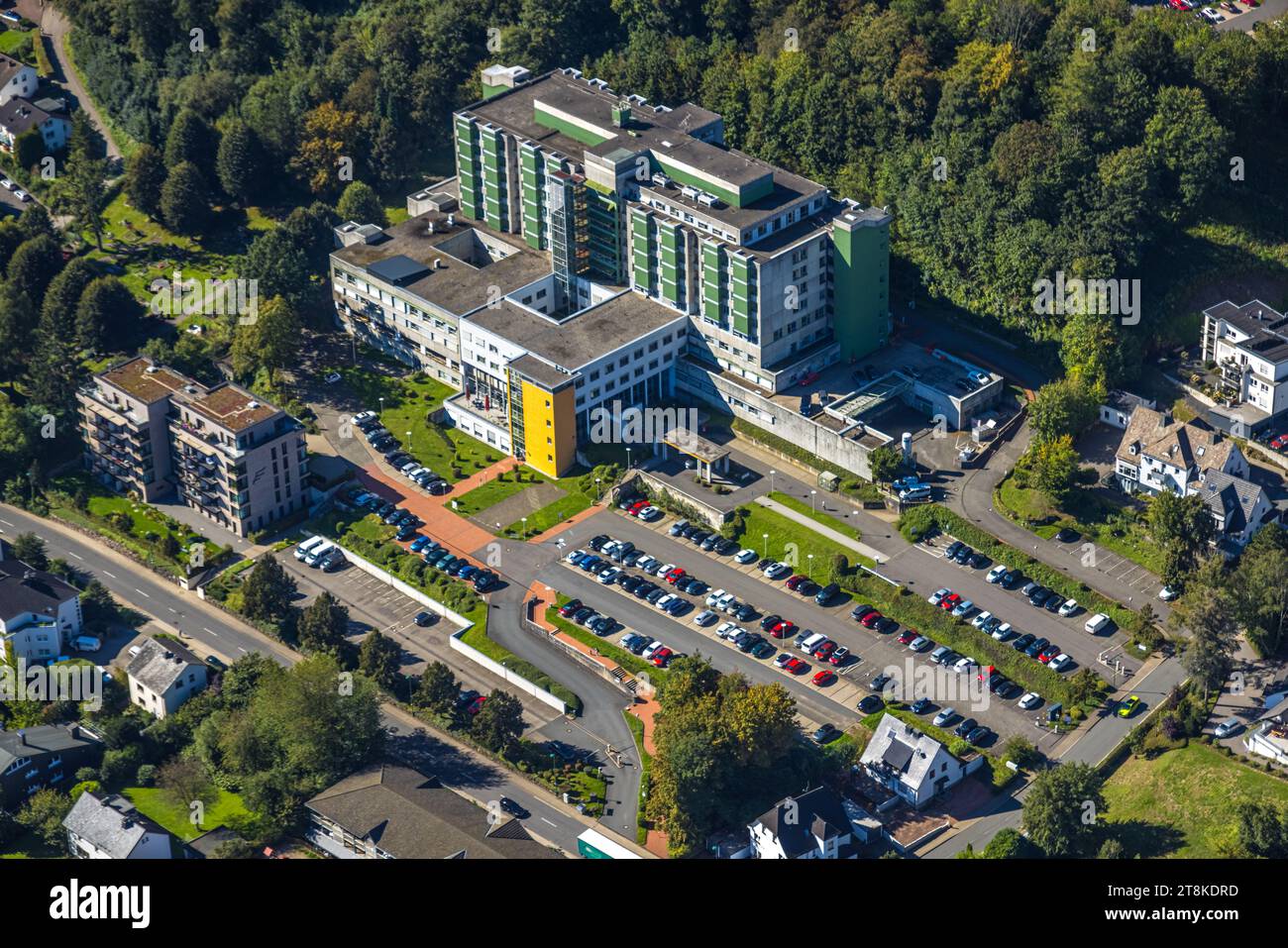 Vue aérienne, clinique Helios, Attendorn, Sauerland, Rhénanie du Nord-Westphalie, Allemagne Banque D'Images