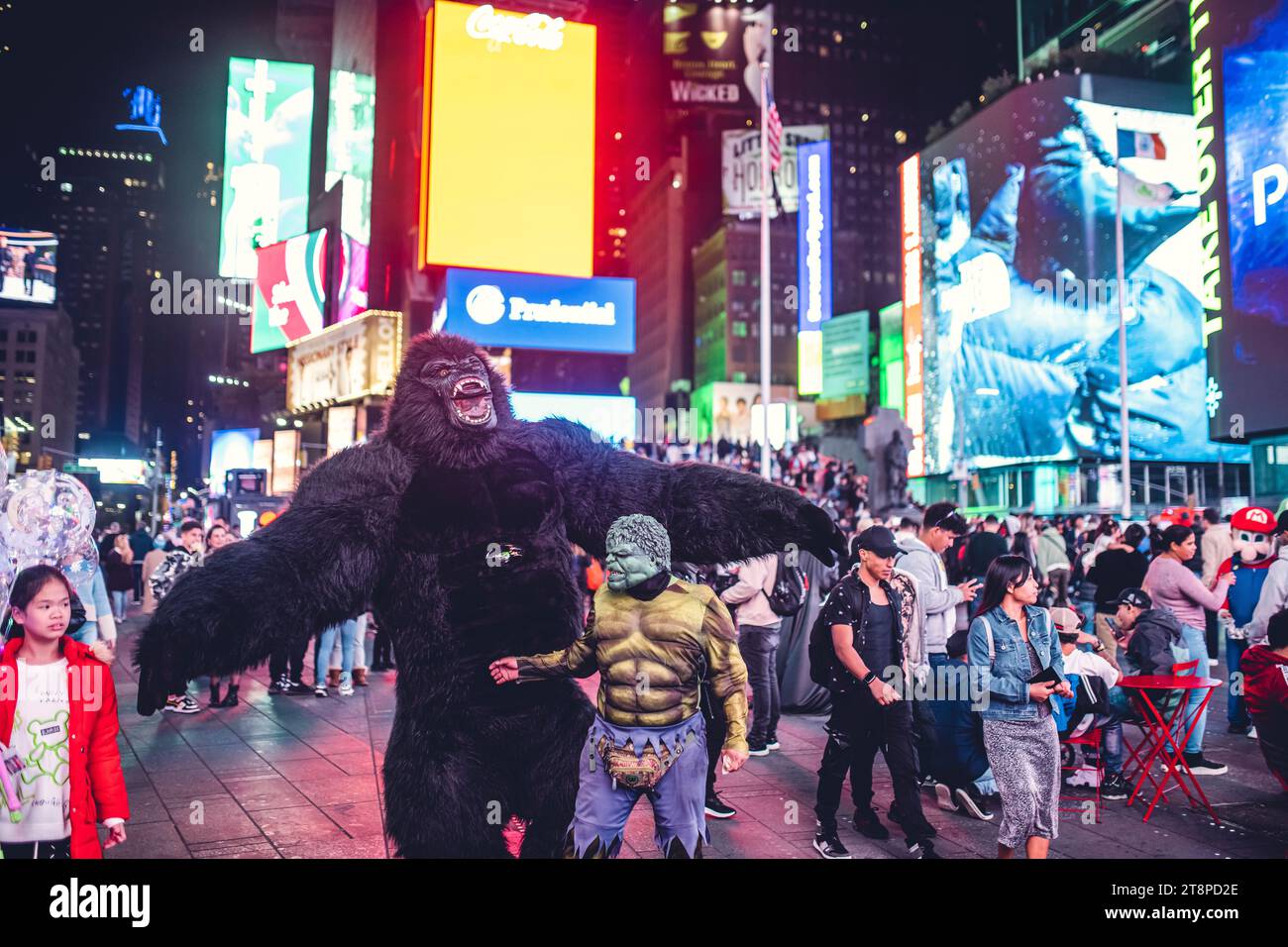 Costume de gorille dans Time Square. Banque D'Images
