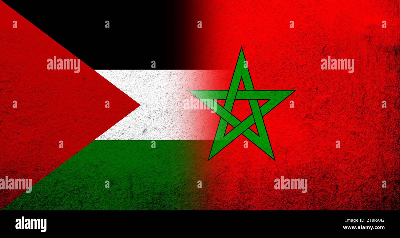 Drapeau de Palestine et drapeau national du Royaume du Maroc. Fond grunge Banque D'Images