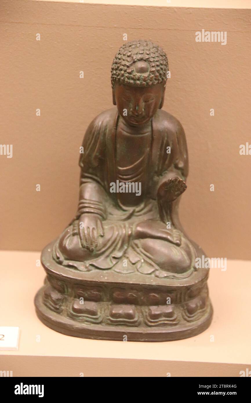 Art vietnamien, Bouddha assis à Abhaya Mudra, 17e-18e siècle, Musée national de Thaïlande, Bangkok Banque D'Images