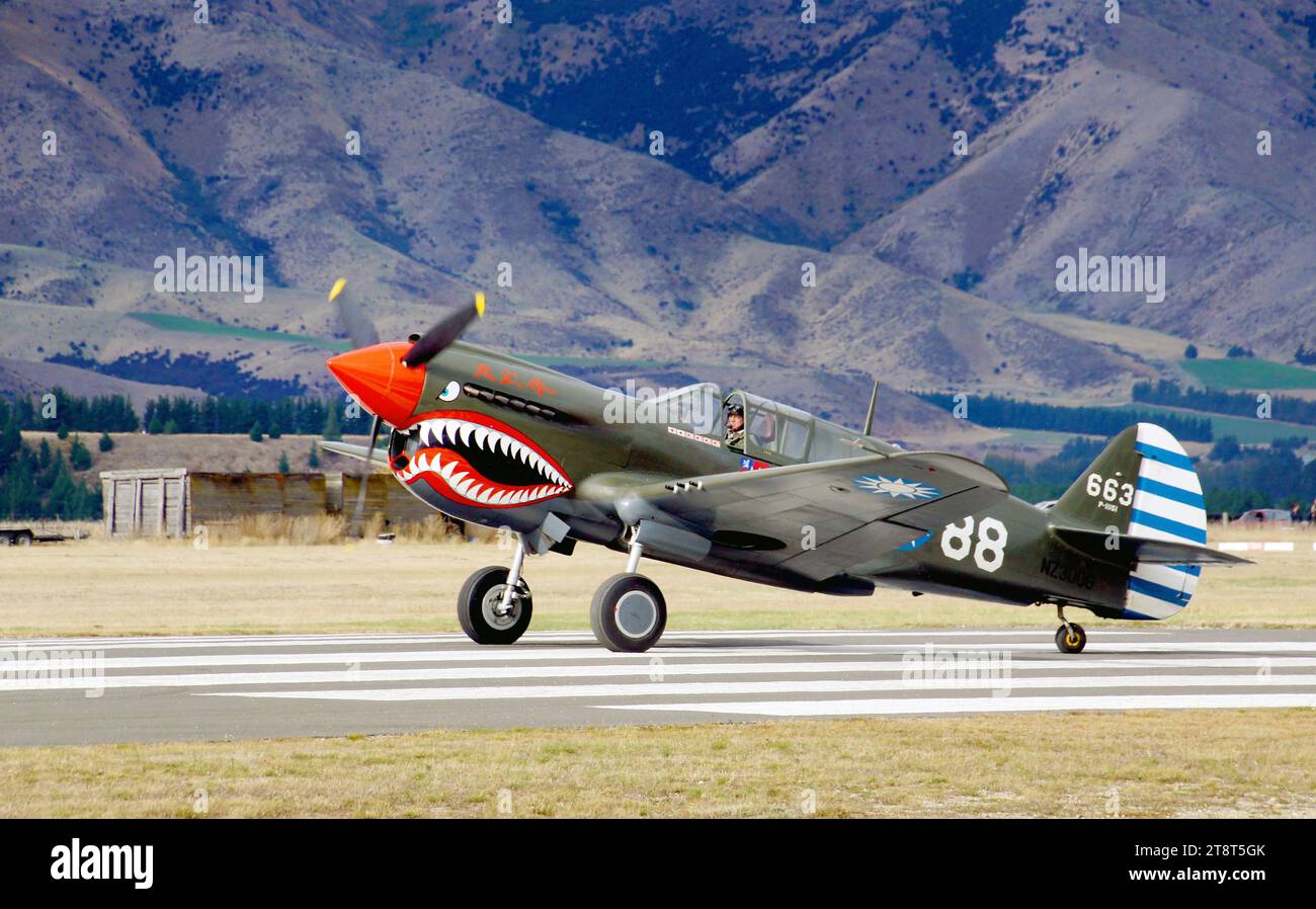 Curtiss P-40 Kittyhawk, vitesse maximale : 579 km/h. Banque D'Images