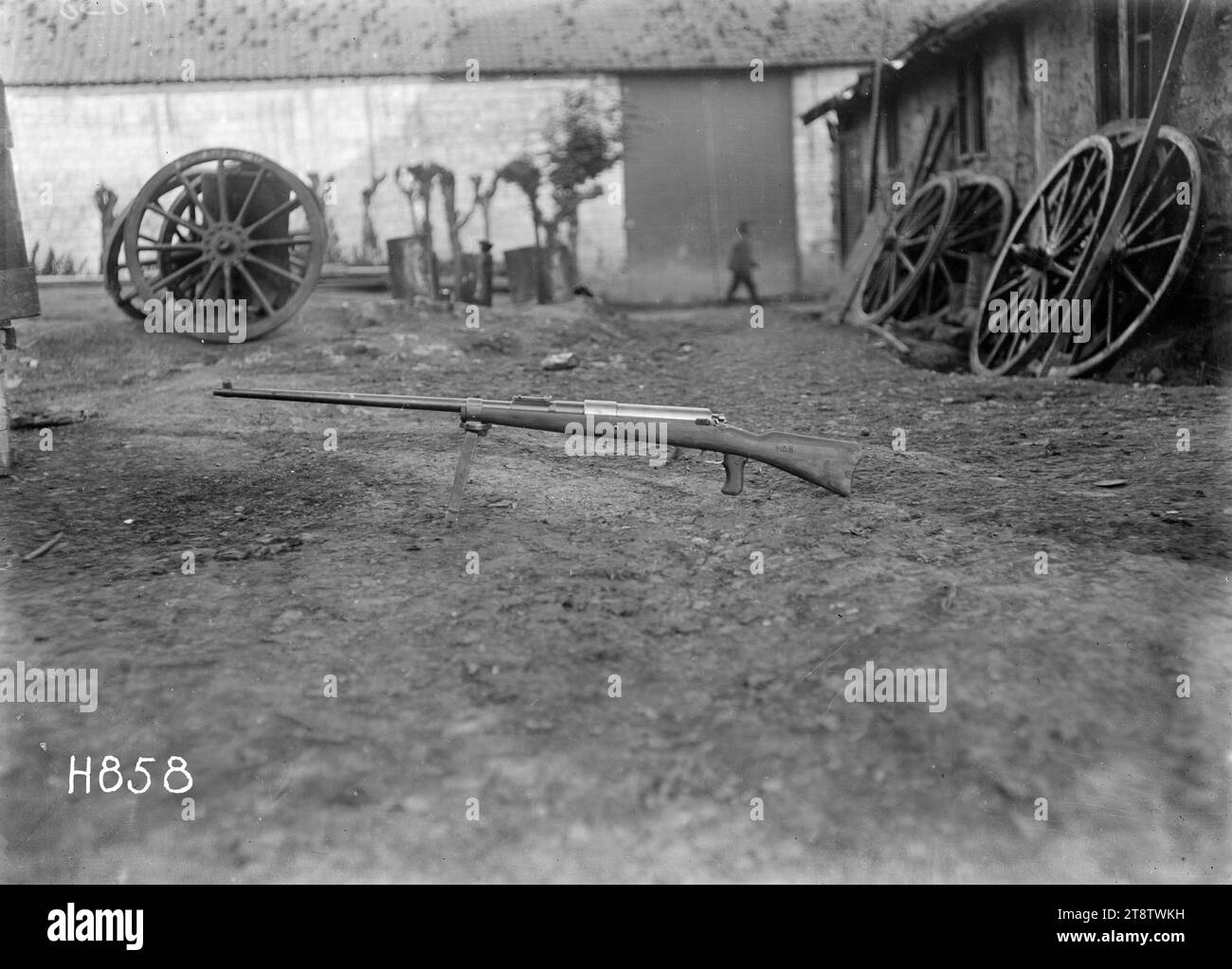 Fusil antichar de la guerre mondiale 1 à Couin, France, fusil antichar capturé par les troupes néo-zélandaises près de Hebuterne, France. Prise à Couin, France, le 27 août 1918 Banque D'Images