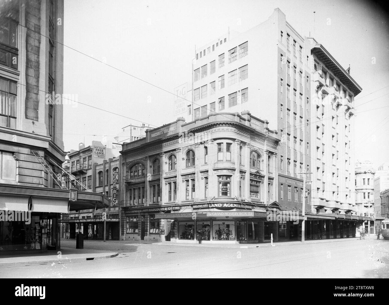 Angle de Panama Street et Lambton Quay, Wellington, Nouvelle-Zélande, ca 1930s Banque D'Images