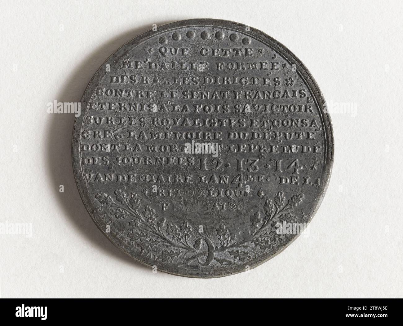 Armand-constant Tellier, dit Adrien Tellier (?-1795), député à l'Assemblée constituante (1789-1791), député à la Convention nationale (1792-1795), 1795, Palloy, Pierre-François, graveur de médailles, en 1795, Numismatique, Médaille, étain, Dimensions de l'oeuvre : diamètre : 4,1 cm, poids (dimension du type) : 23,86 g. Banque D'Images