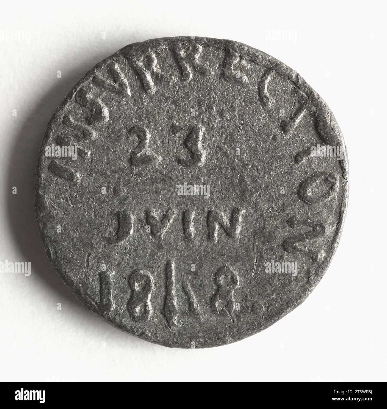 Répression des journées de juin par le général Eugène Cavaignac (1802-1857), du 23 au 26 juin 1848, Anonyme, graveur en médailles, en 1848, numismatique, Médaille, plomb, Paris, Dimensions - oeuvre : diamètre : 2,2 cm, poids (dimension type) : 12,75 g. Banque D'Images