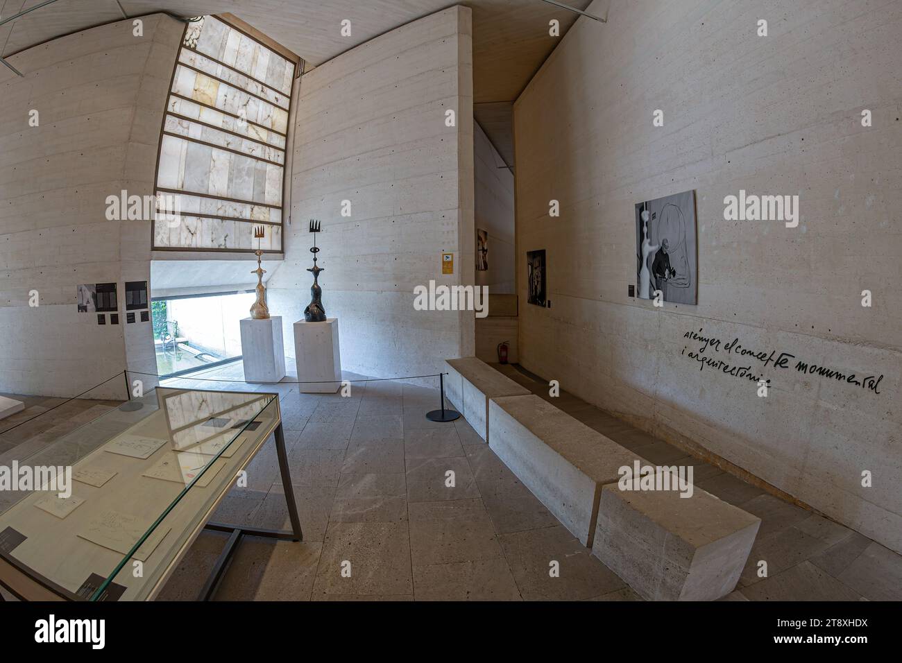 PALMA DE MAJORQUE, ESPAGNE - 22 SEPTEMBRE 2023 : salle de projection à l'intérieur du Fundacio Miro Mallorca (Fondation Miro Mallorca), un musée dédié à Banque D'Images