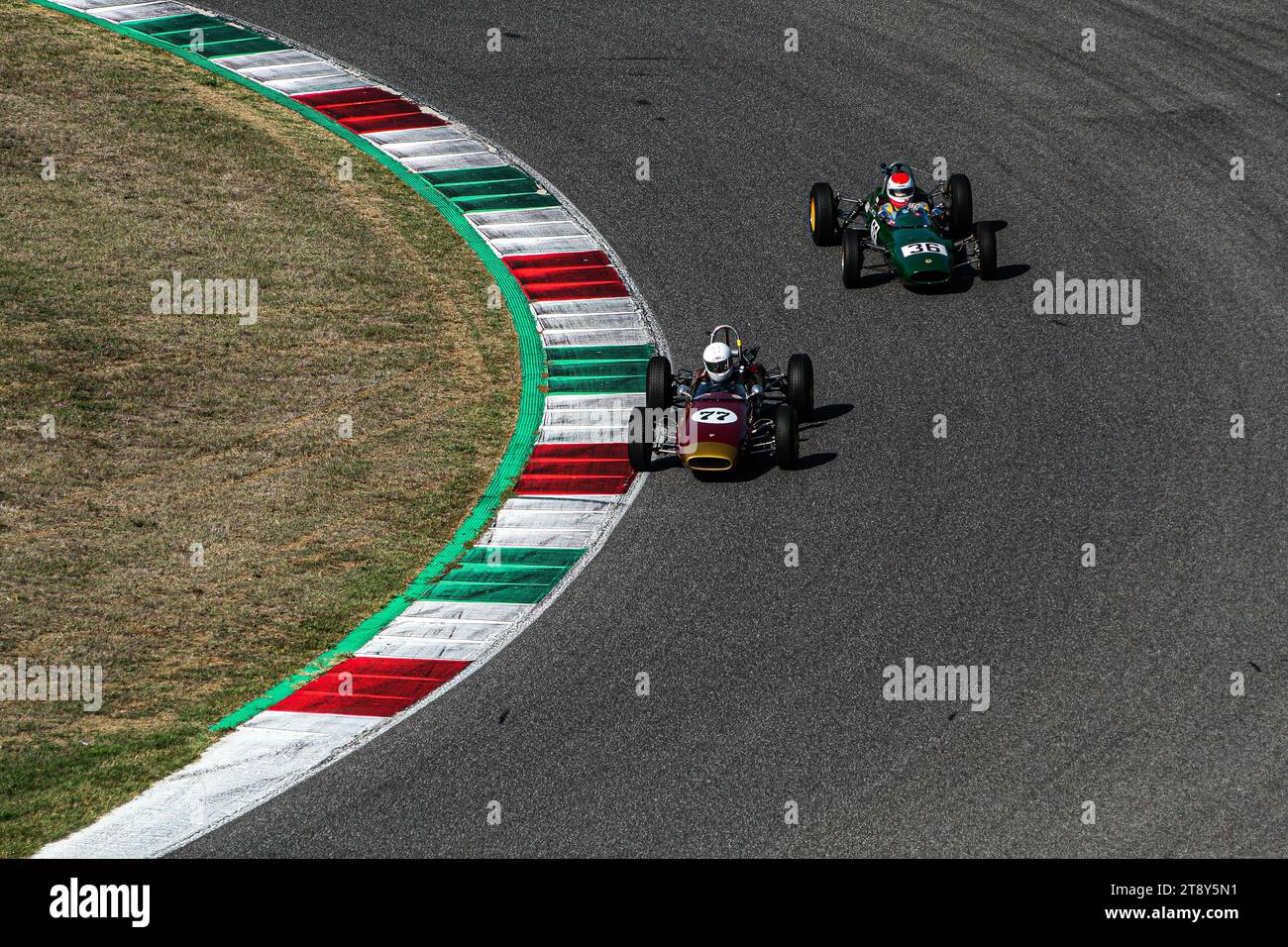 Photo prise sur le circuit du Mugello lors d'une séance de course junior en formule. Banque D'Images