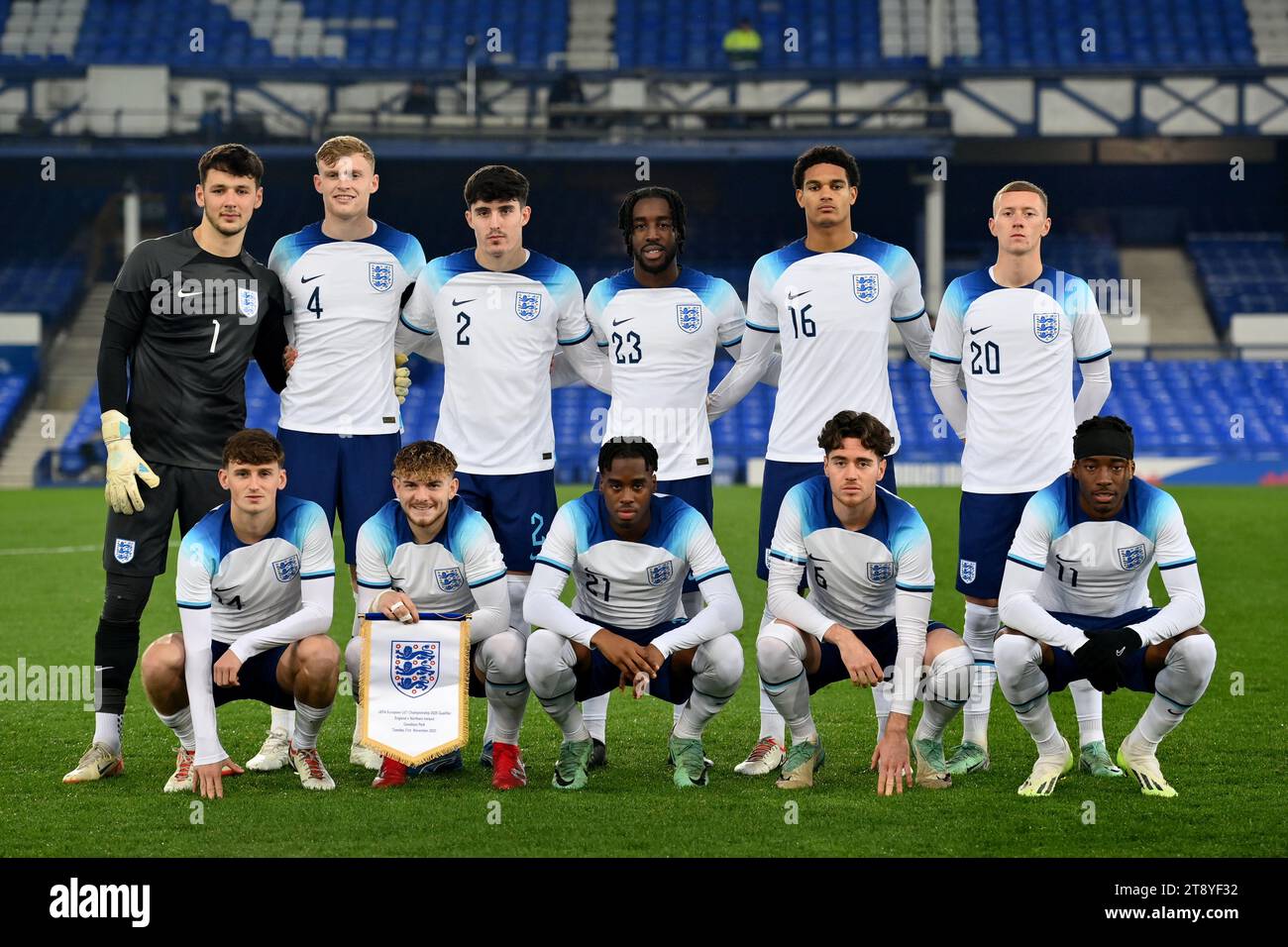 Photo de l'équipe angleterre u21 Banque de photographies et d'images à  haute résolution - Alamy