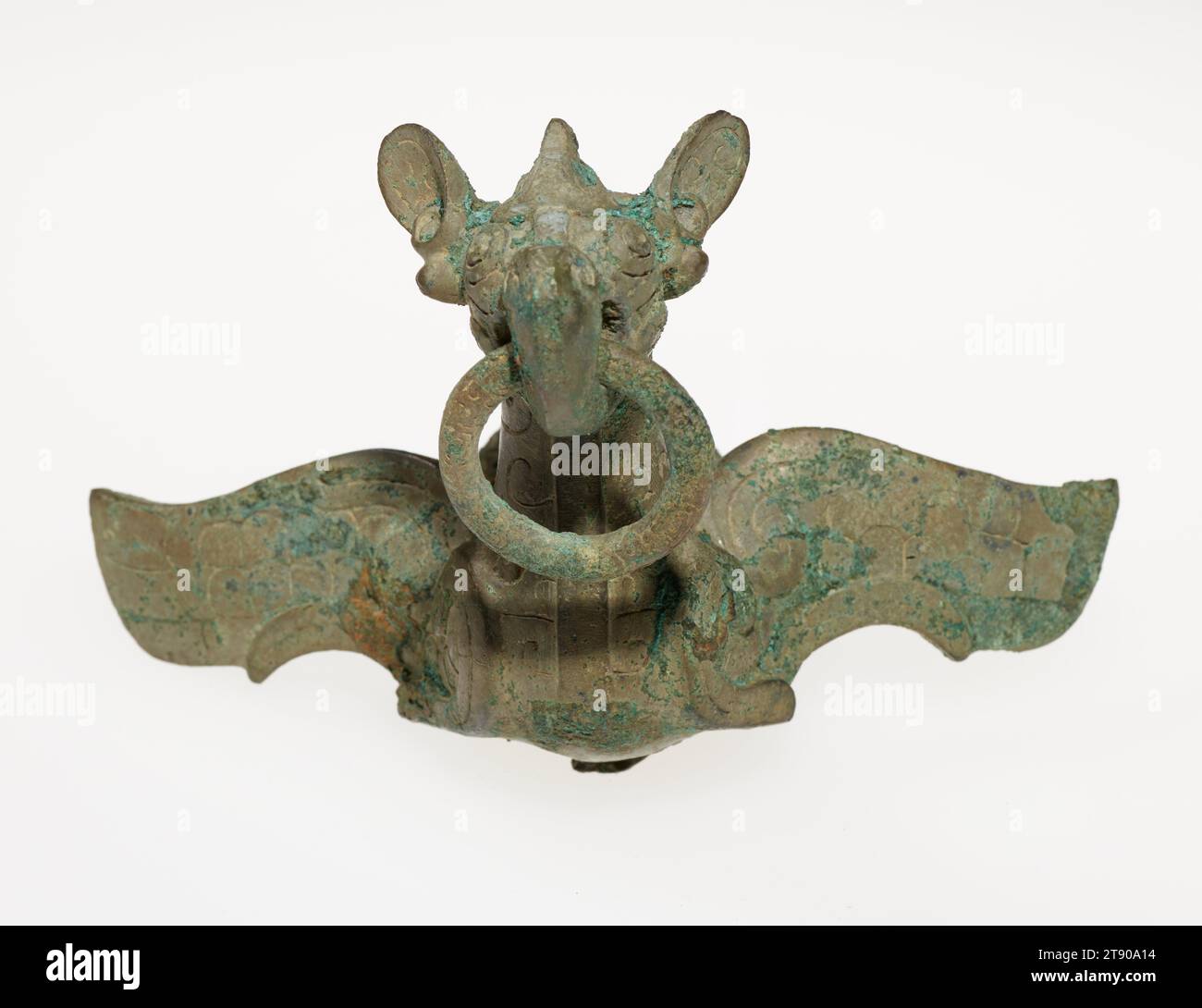 Oiseau, 4e-3e siècle av. J.-C., 3 1/2 × 5 3/16 × 4 po., 0,9 lb. (8,89 × 13,18 × 10,16 cm, 0,4 kg), Bronze, Chine, 4e-3e siècle av. J.-C. Banque D'Images