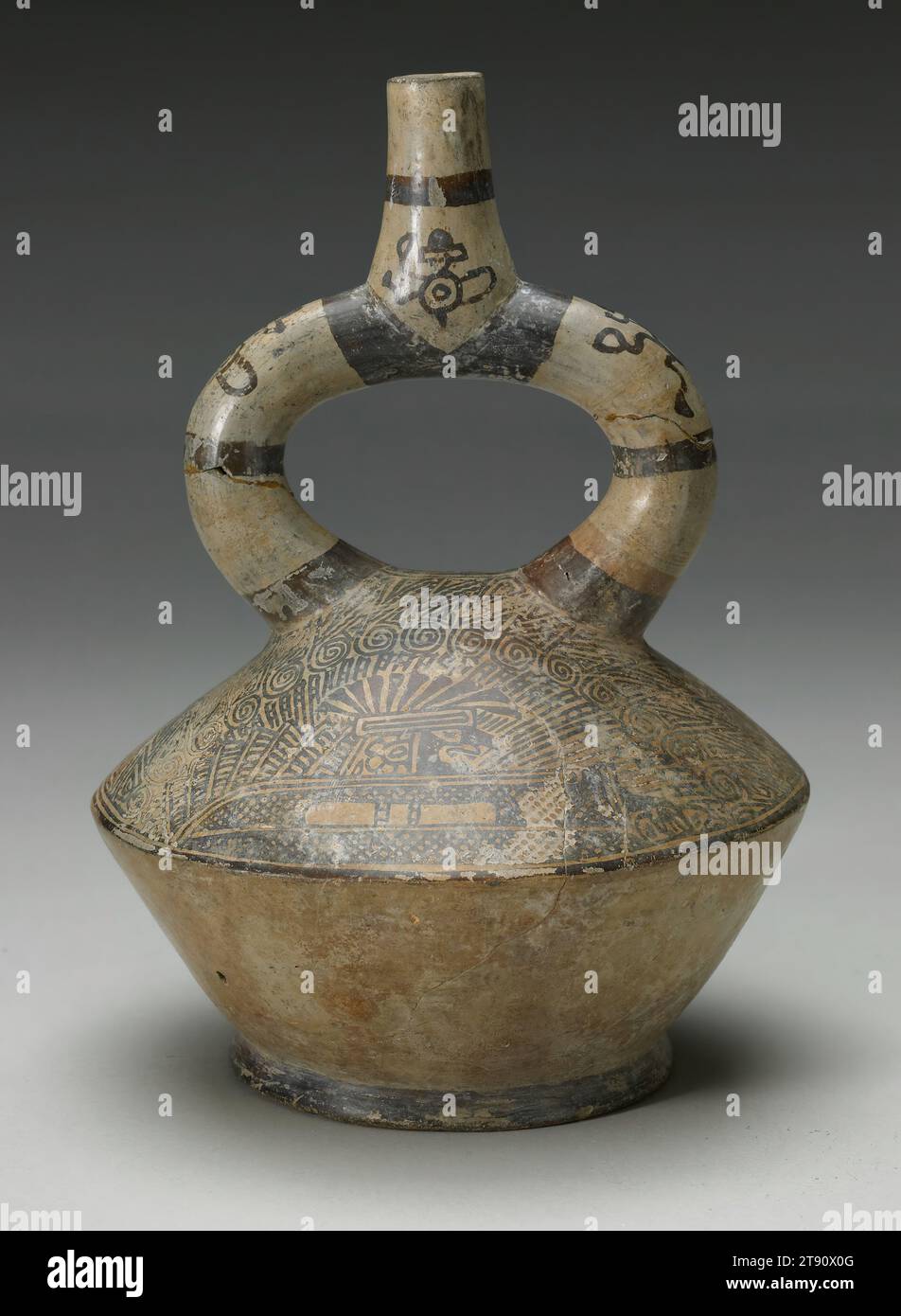 Récipient à bec en étrier, 3e siècle av. J.-C. - 8e siècle ce, 9 1/8 x 5 x 5 1/4 po. (23,18 x 12,7 x 13,34 cm), Polychrome, Pérou, 3e siècle av. J.-C. - 8e siècle de notre ère Banque D'Images Récipient à bec en étrier, 3e siècle av. J.-C. - 8e siècle ce, 9 1/8 x 5 x 5 1/4 po. (23,18 x 12,7 x 13,34 cm), Polychrome, Pérou, 3e siècle av. J.-C. - 8e siècle de notre ère Banque D'Images