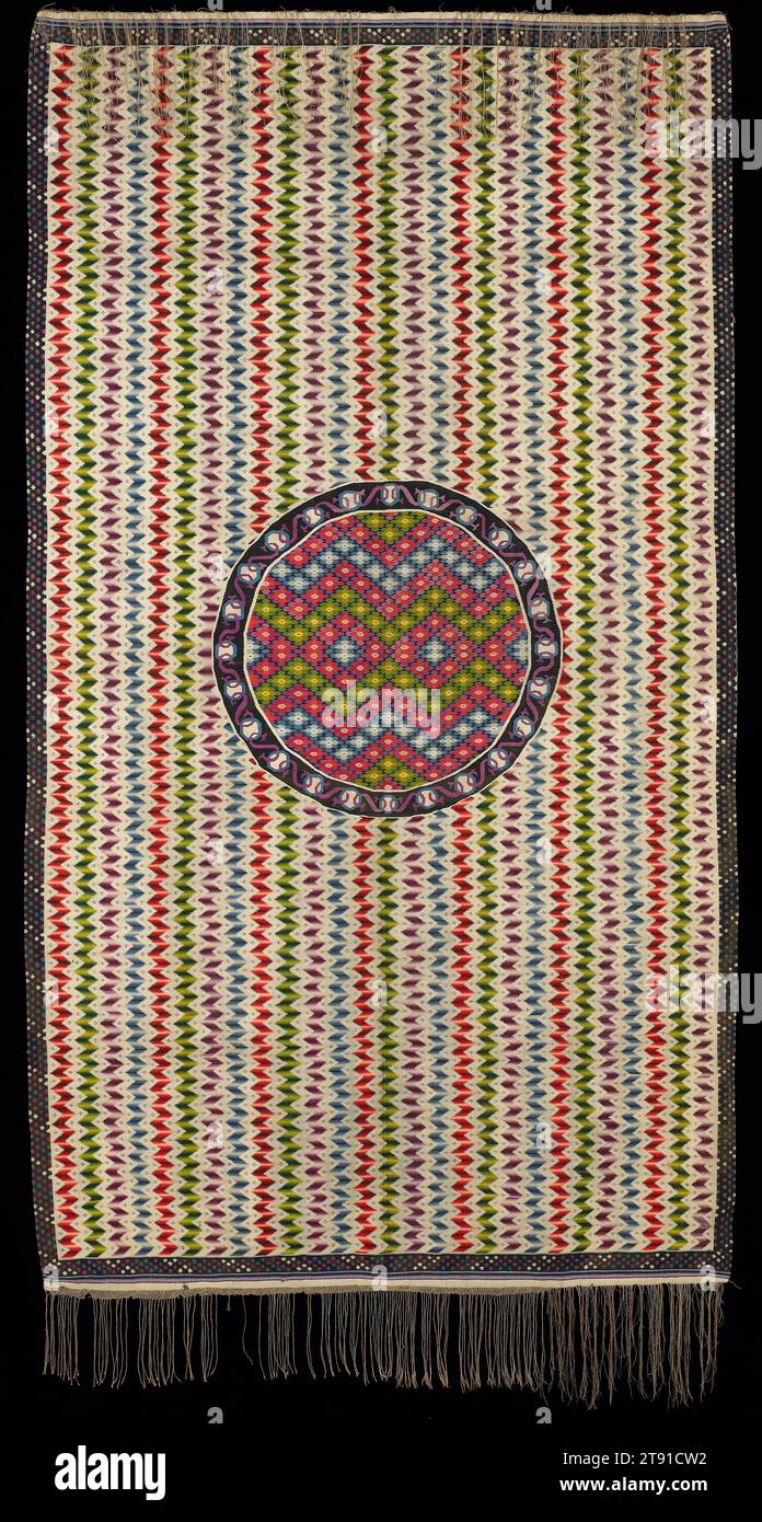 Saltillo Serape, 19e siècle, 98-1/2 x 46-1/2 po. (250,2 x 118,1 cm), Laine, coton ; tissage tapisserie, Mexique, 19e siècle, «coûteux ton habitude comme ils peuvent acheter le sac à main, pour les vêtements proclame souvent l'homme», était aussi vrai pour le caballero gentleman du 19e siècle qui portait cet élégant sérape que pour l'Anglais de la propre époque de Shakespeare. Le drapé étendu et la coloration audacieuse auraient créé une présentation spectaculaire, que ce soit à cheval ou en flânant dans les villes du nord du Mexique Banque D'Images